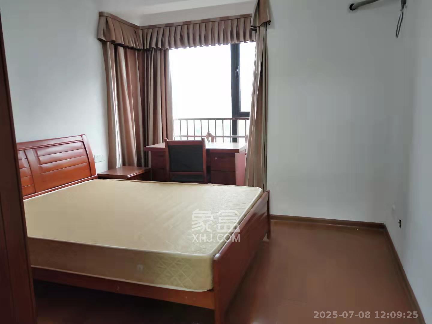 长房时代城 2室2厅1卫 2200.0元/月 长房时代城 2室2厅1卫 2200.0元/月室内图