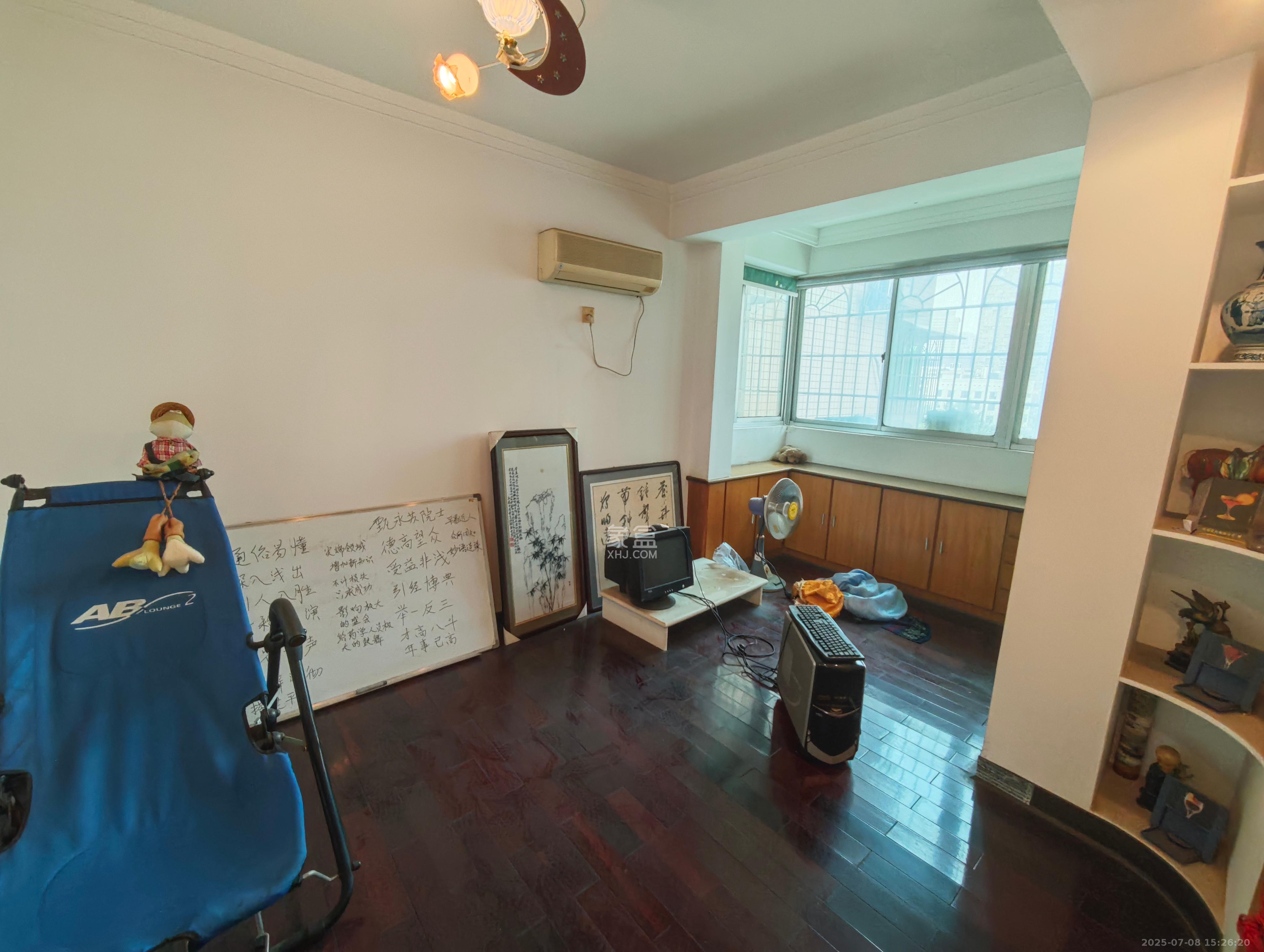 鑫溪大厦 2室1厅1卫 2200.0元/月 鑫溪大厦 2室1厅1卫 2200.0元/月室内图