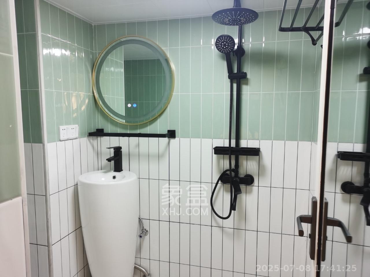 恒大上林苑  2室1厅1卫    2200.0元/月 恒大上林苑  2室1厅1卫    2200.0元/月室内图