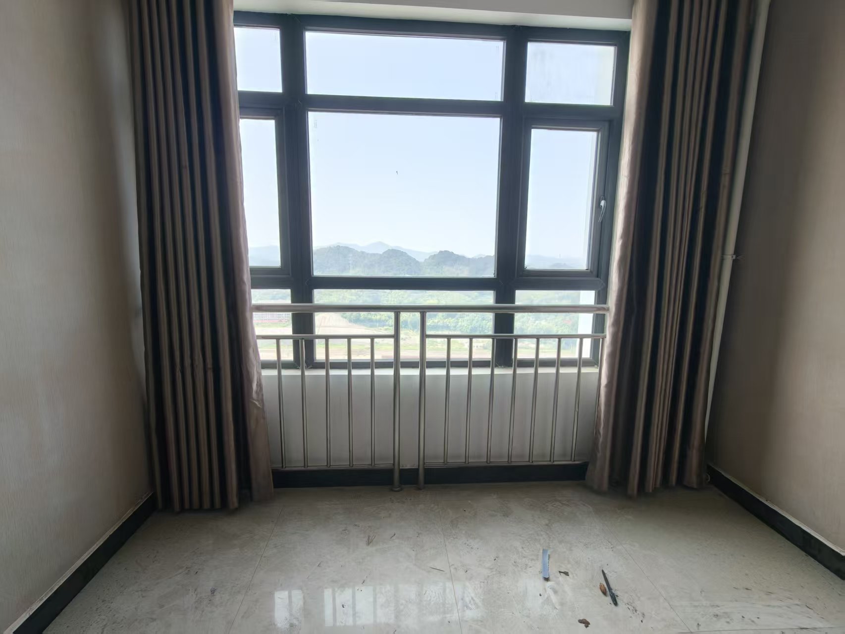 湘运大厦  1室1厅1卫   22.80万室内图