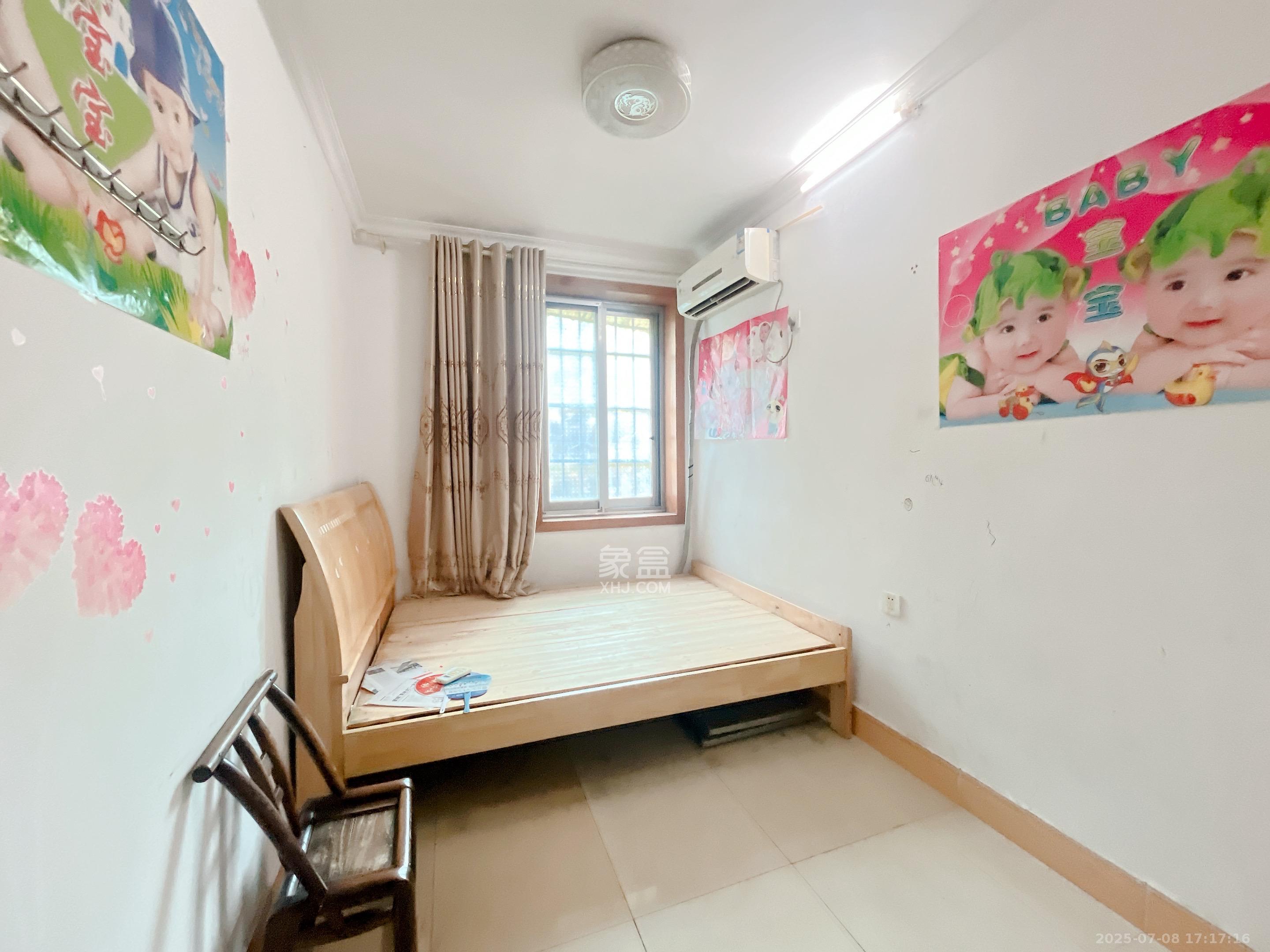 人造板厂宿舍（新河北堤1号）  2室2厅1卫   1500.00元/月室内图