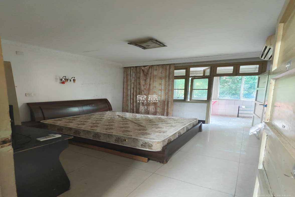 桔园小区1-8片 2室1厅1卫 1200.0元/月 桔园小区1-8片 2室1厅1卫 1200.0元/月室内图