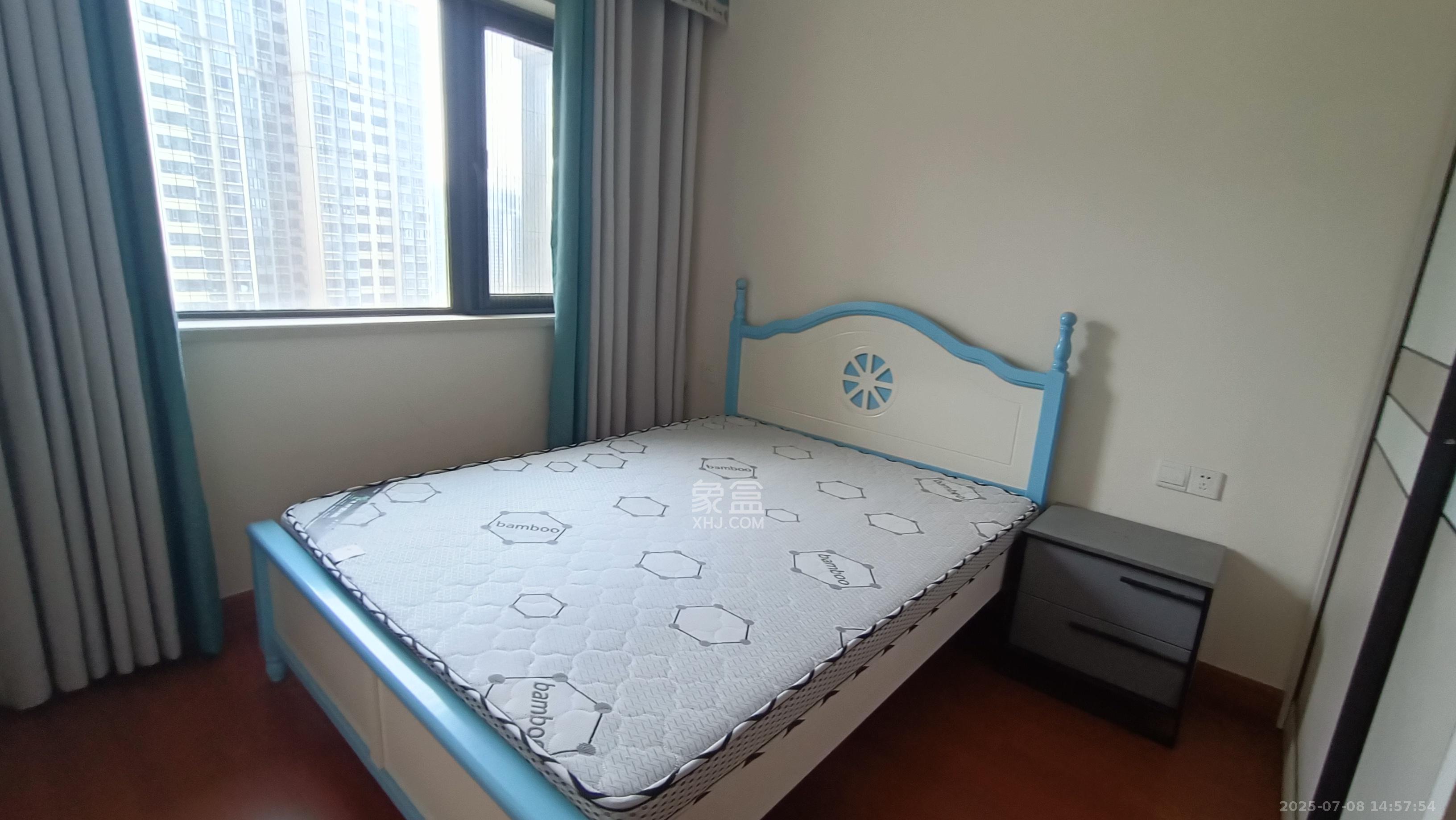 恒大御景半岛  3室2厅1卫   1600.00元/月室内图