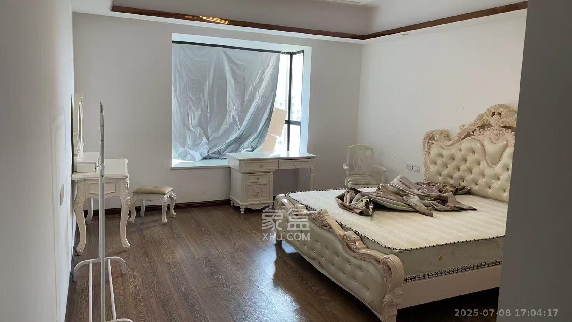 碧桂园公园壹号(凯怡茗苑)  1室3厅2卫    2500.0元/月 碧桂园公园壹号(凯怡茗苑)  1室3厅2卫    2500.0元/月室内图