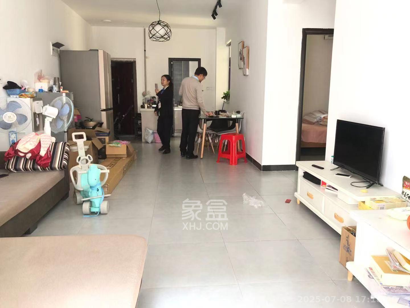天元涉外景园C区  3室2厅1卫   2200.00元/月室内图