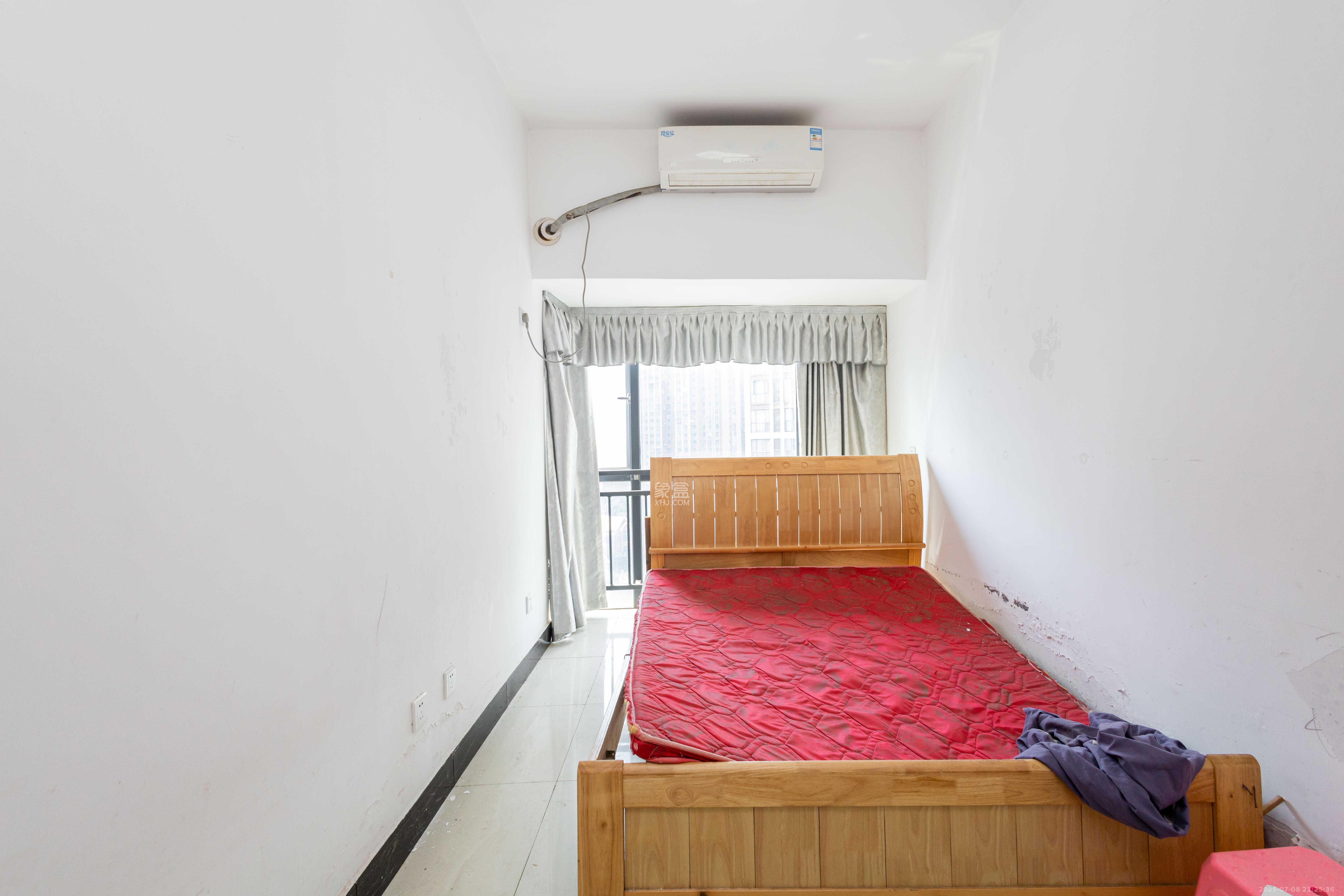 方略90公馆 1室1厅1卫 17.8万 方略90公馆 1室1厅1卫 17.8万客厅