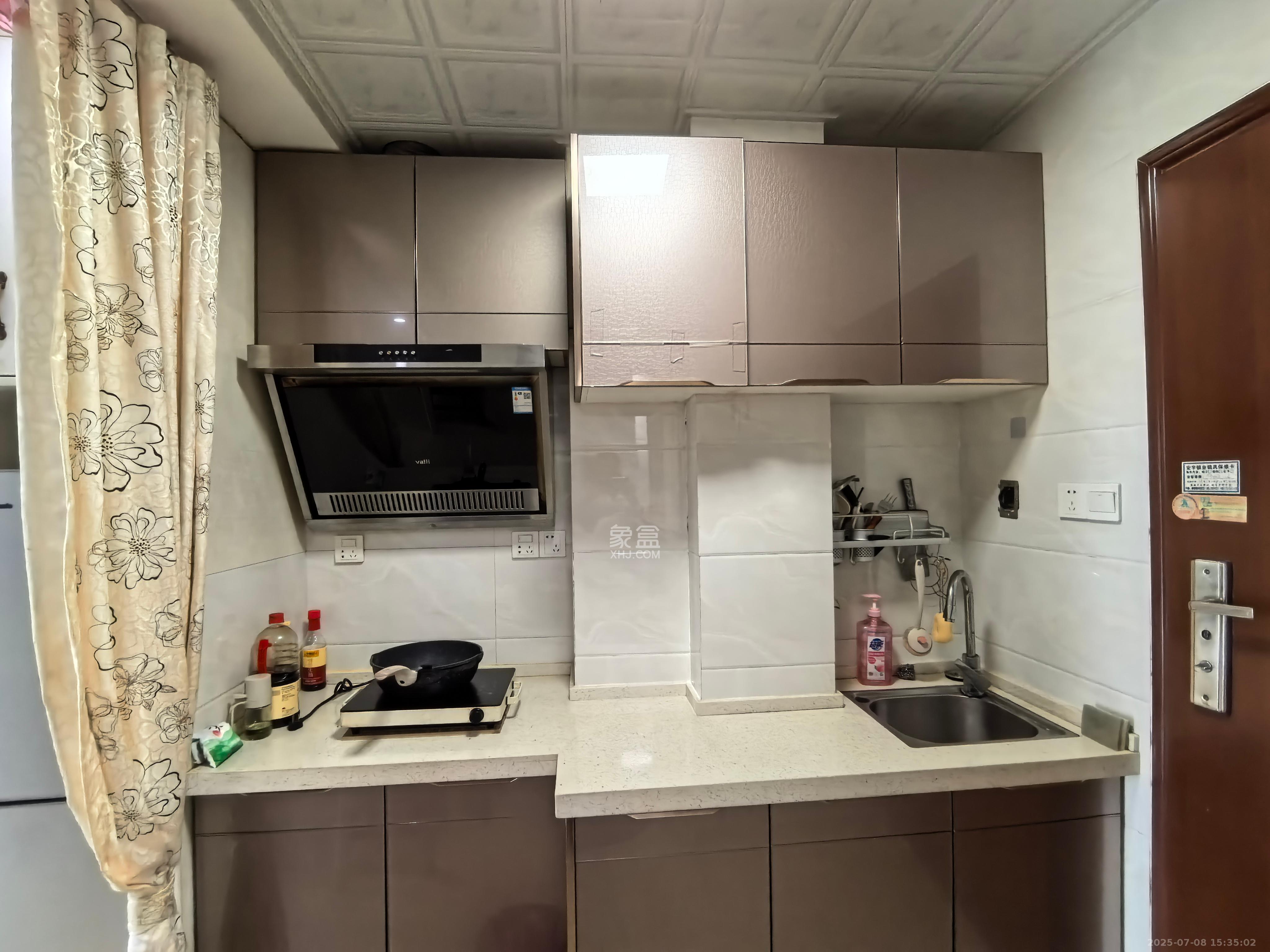 美利新世界  1室0厅1卫    1400.0元/月室内图