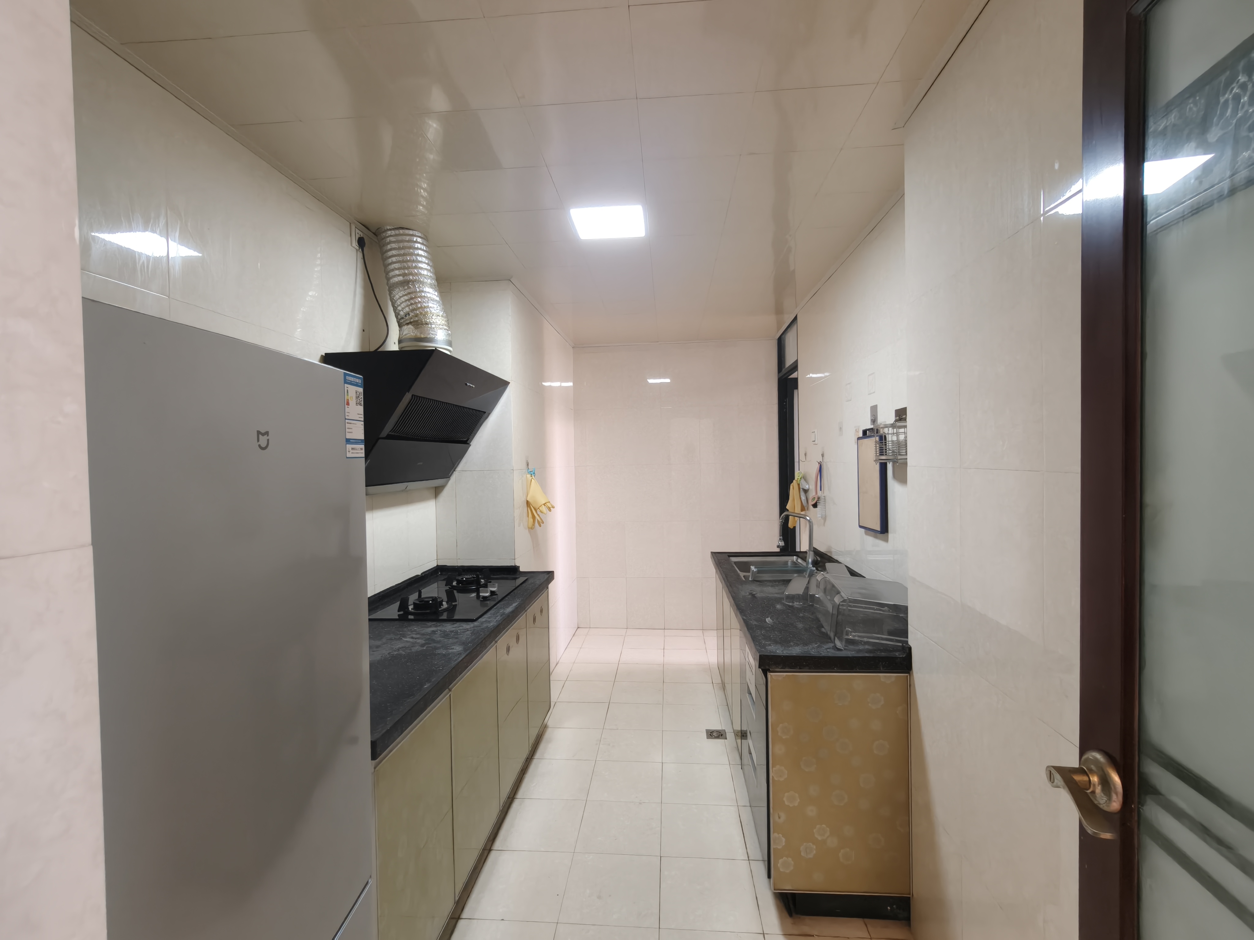 西城一号 2室2厅1卫 2300.0元/月 西城一号 2室2厅1卫 2300.0元/月室内图