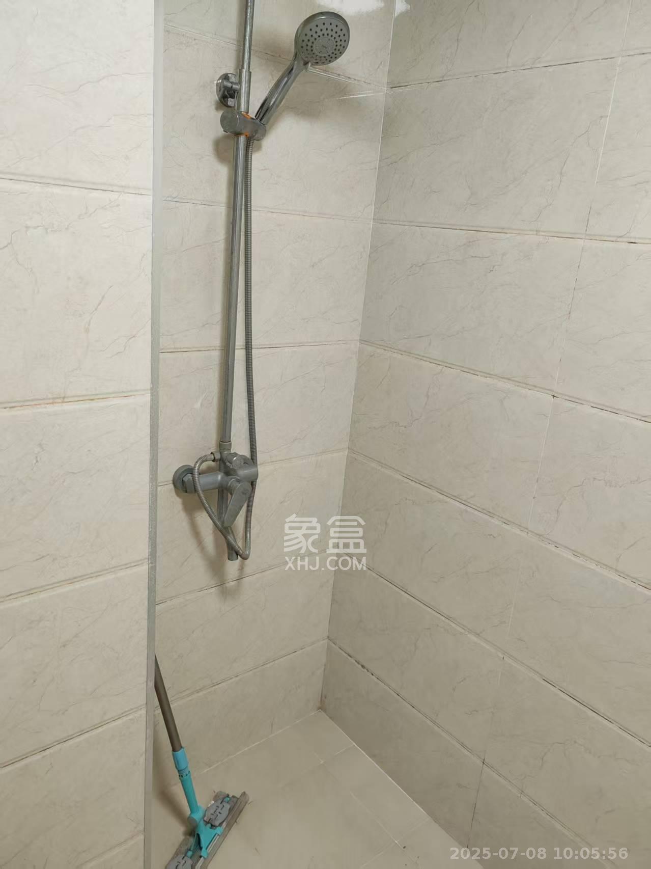 明发国际城  1室1厅1卫    1400.0元/月室内图