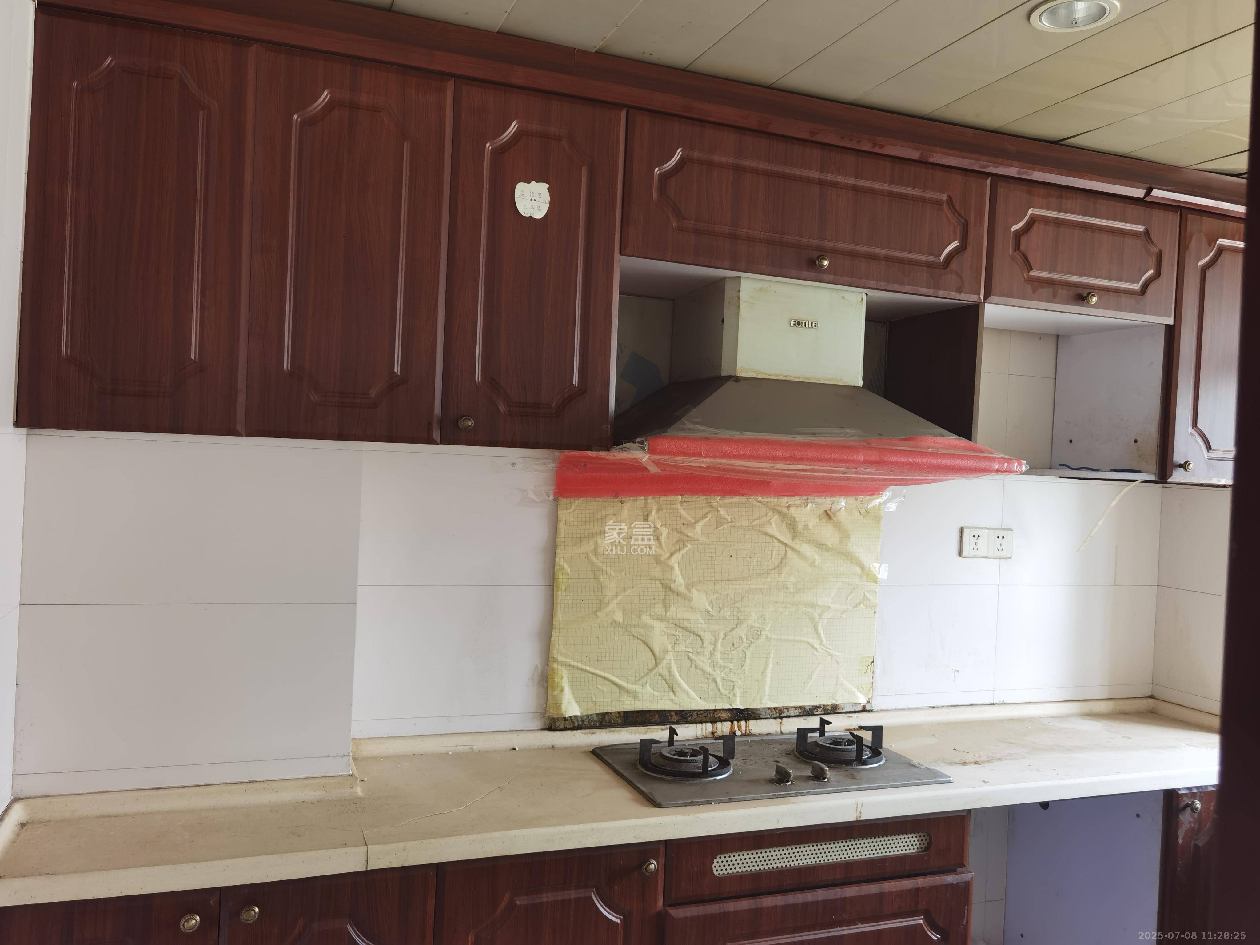 江山帝景雅典  4室2厅2卫    3200.0元/月室内图