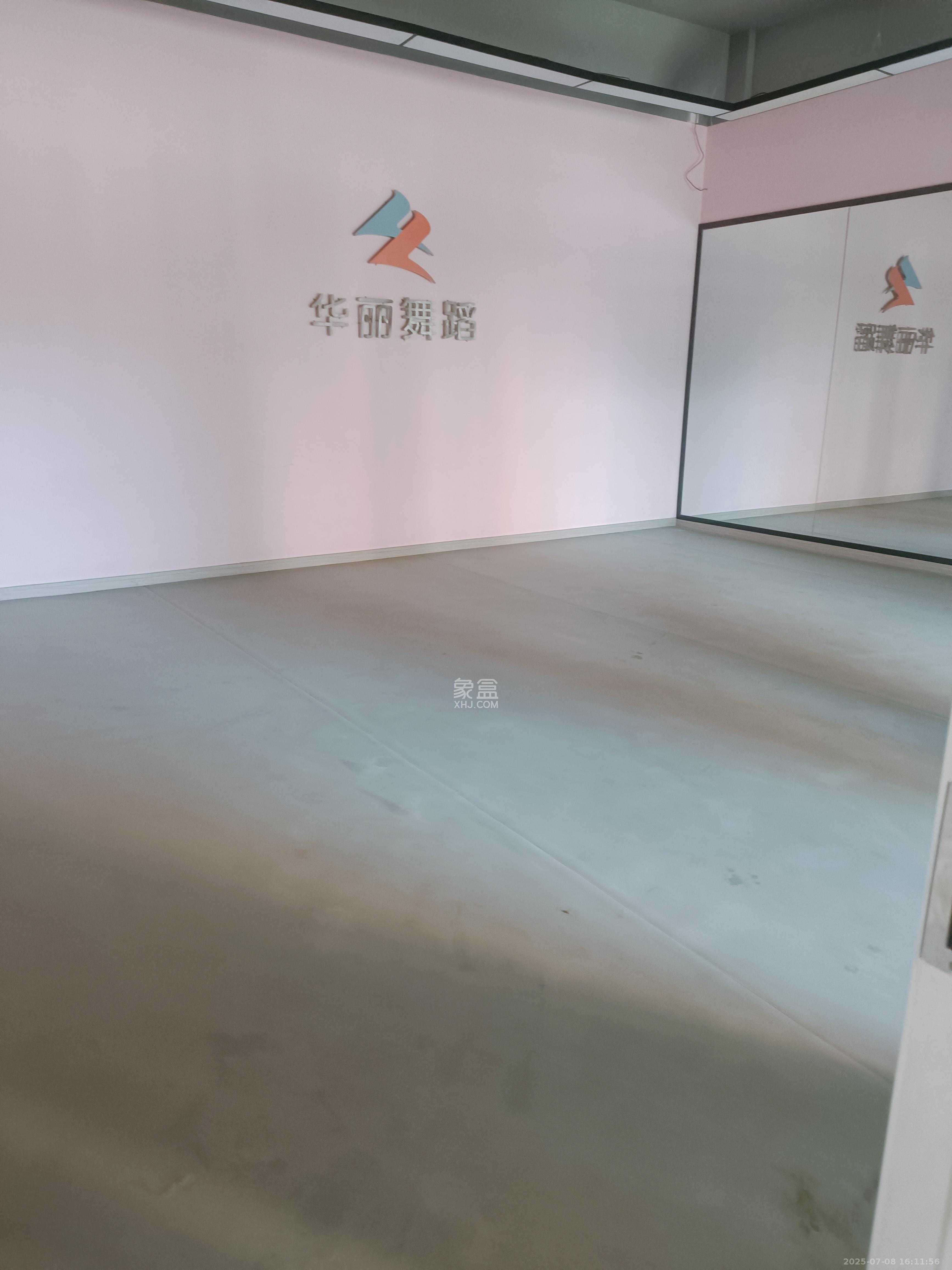 上海城小区   1200.0㎡     15600.00元/月室内图
