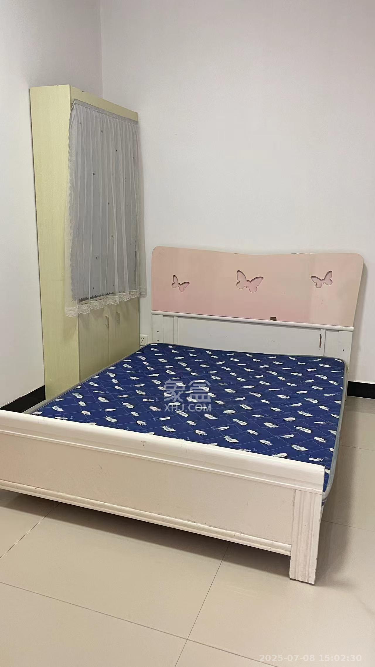 湘聚大厦  3室2厅1卫   2000.00元/月室内图