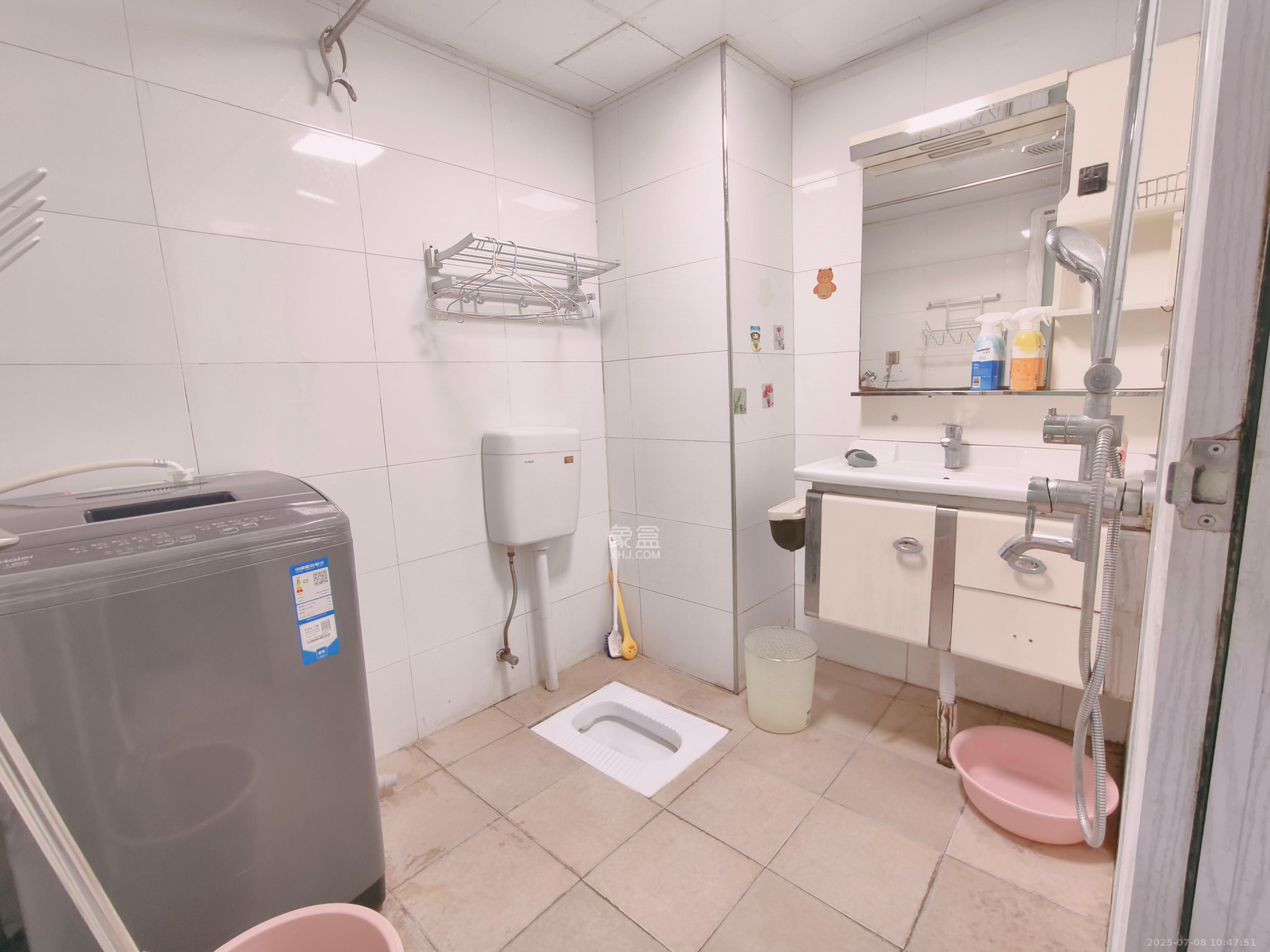 曙光领峰(曙光家园) 1室1厅1卫 1500.0元/月 曙光领峰(曙光家园) 1室1厅1卫 1500.0元/月室内图