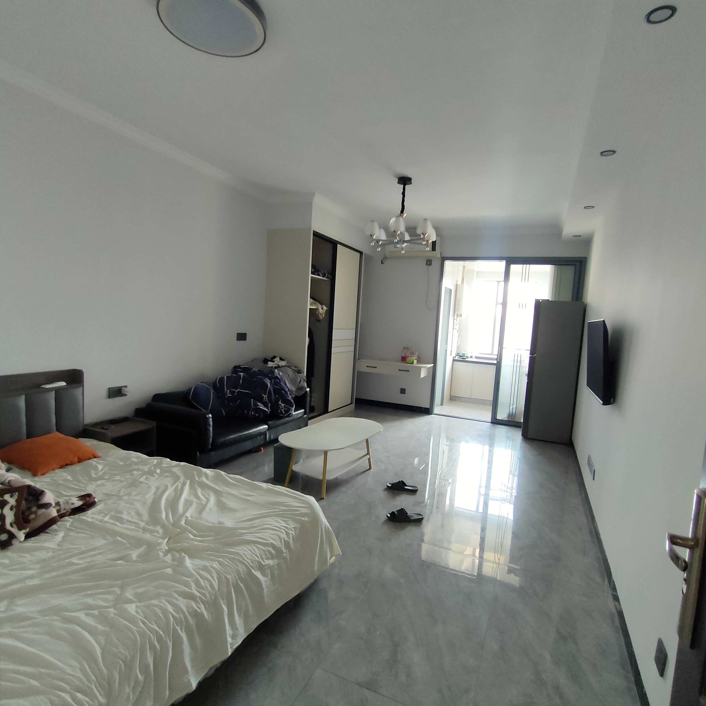 南苑上和三期 1室1厅1卫 32.8万 南苑上和三期 1室1厅1卫 32.8万客厅