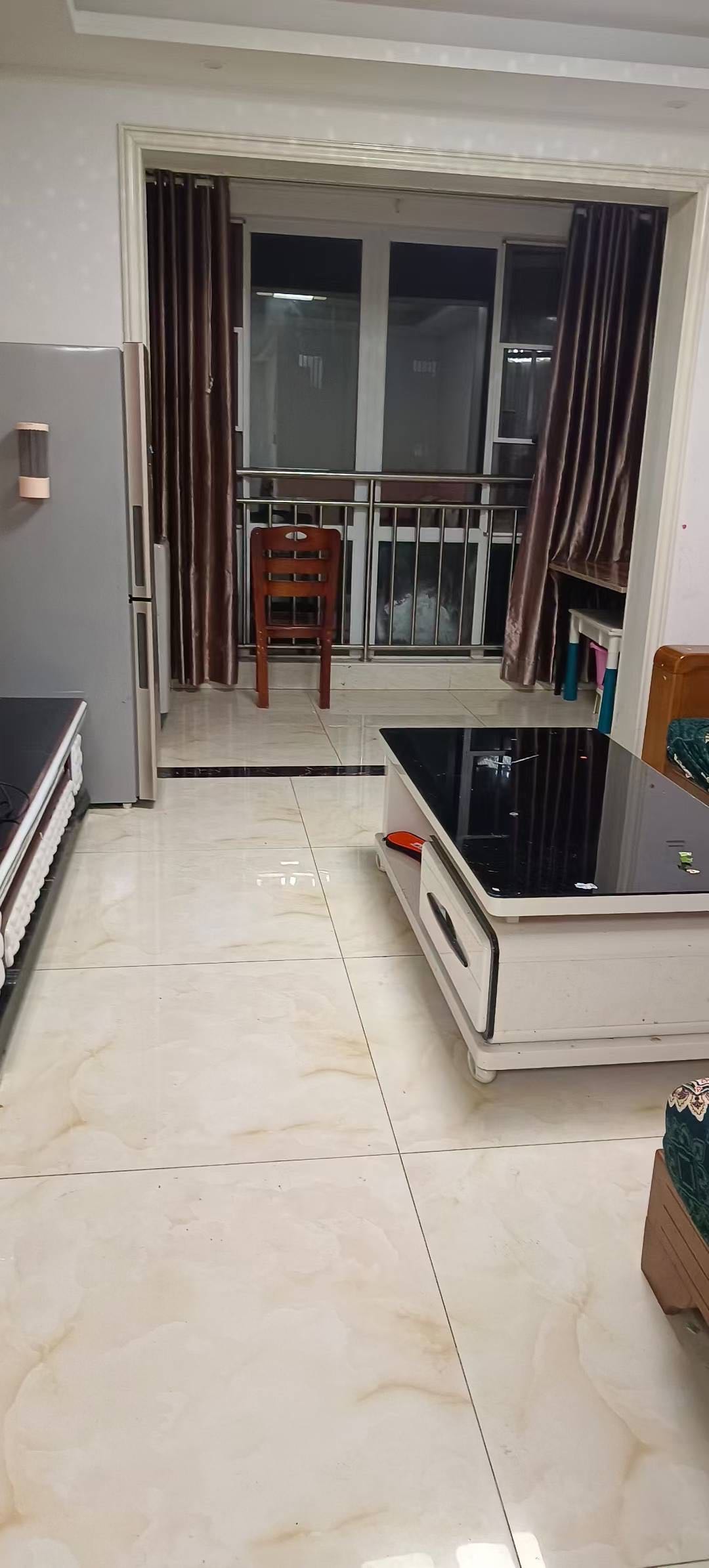 丽发新城  2室2厅1卫    1800.0元/月 丽发新城  2室2厅1卫    1800.0元/月户型图