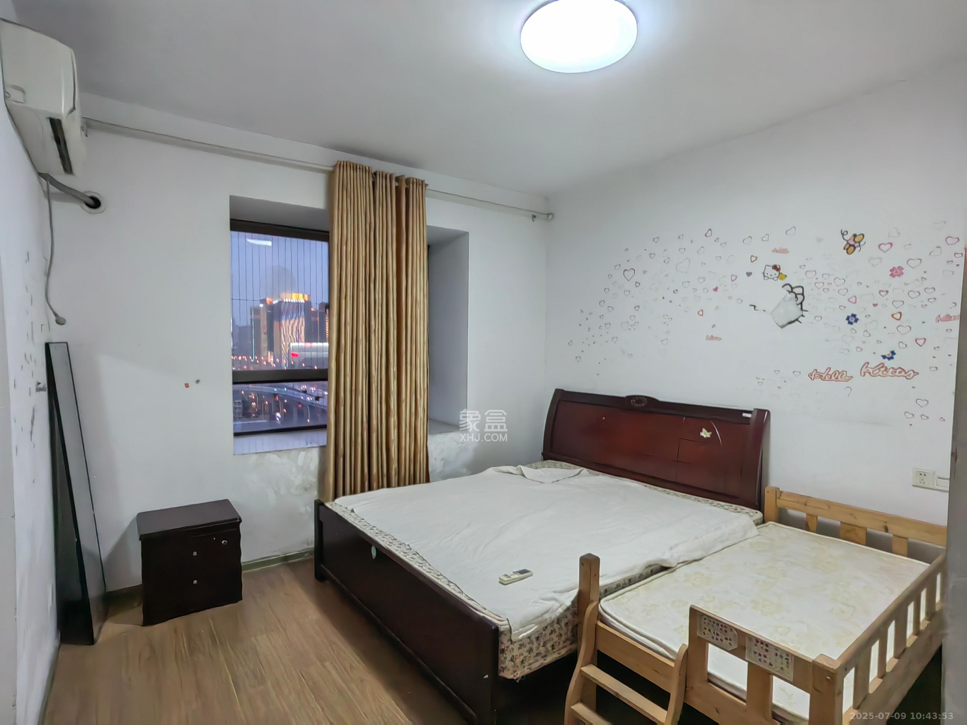 锦湘国际星城三期(锦绣苑) 2室2厅1卫 2100.0元/月 锦湘国际星城三期(锦绣苑) 2室2厅1卫 2100.0元/月室内图