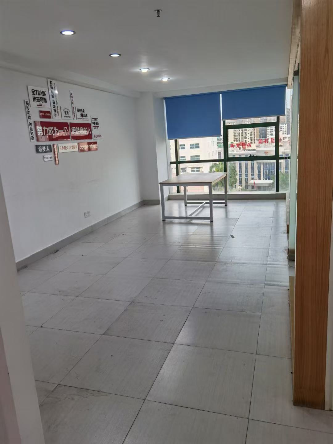 星华大厦 2室1厅1卫 4900.0元/月 星华大厦 2室1厅1卫 4900.0元/月室内图