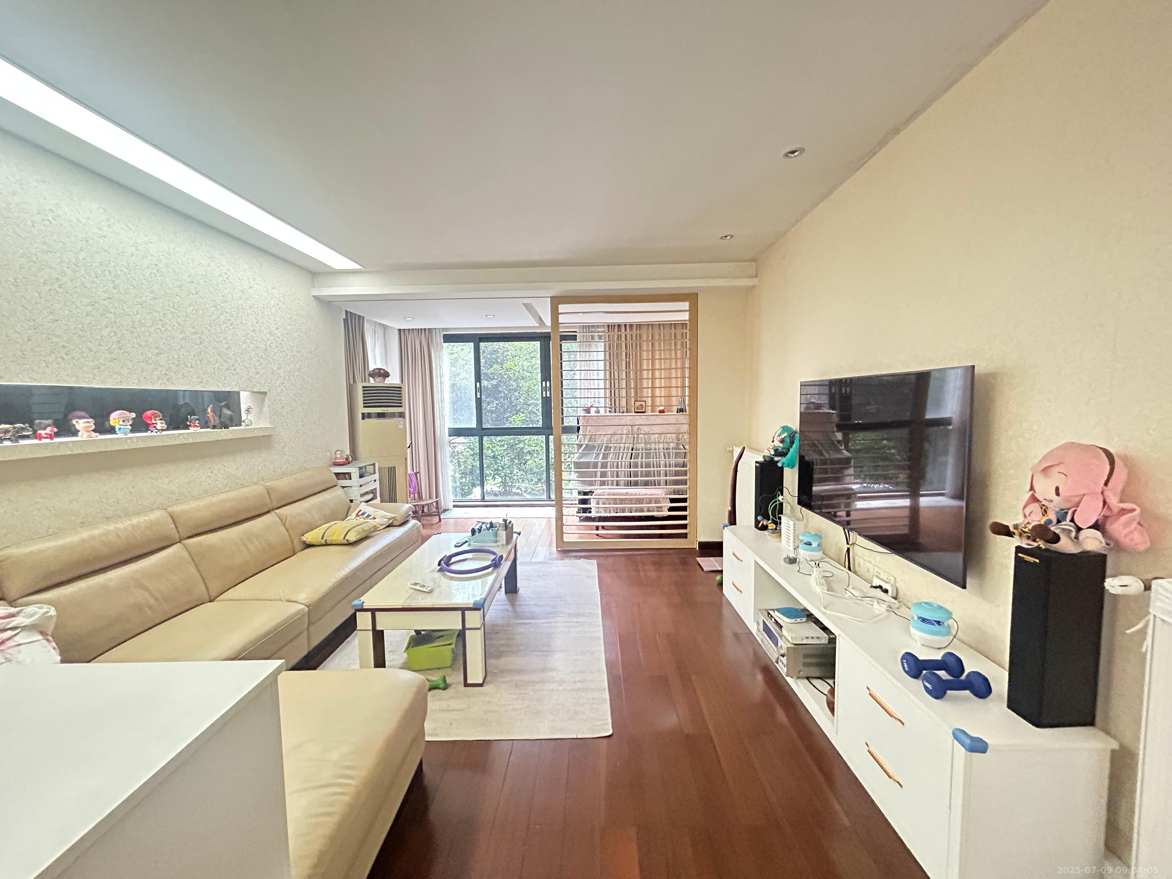 上海城小区  3室2厅2卫   108.00万