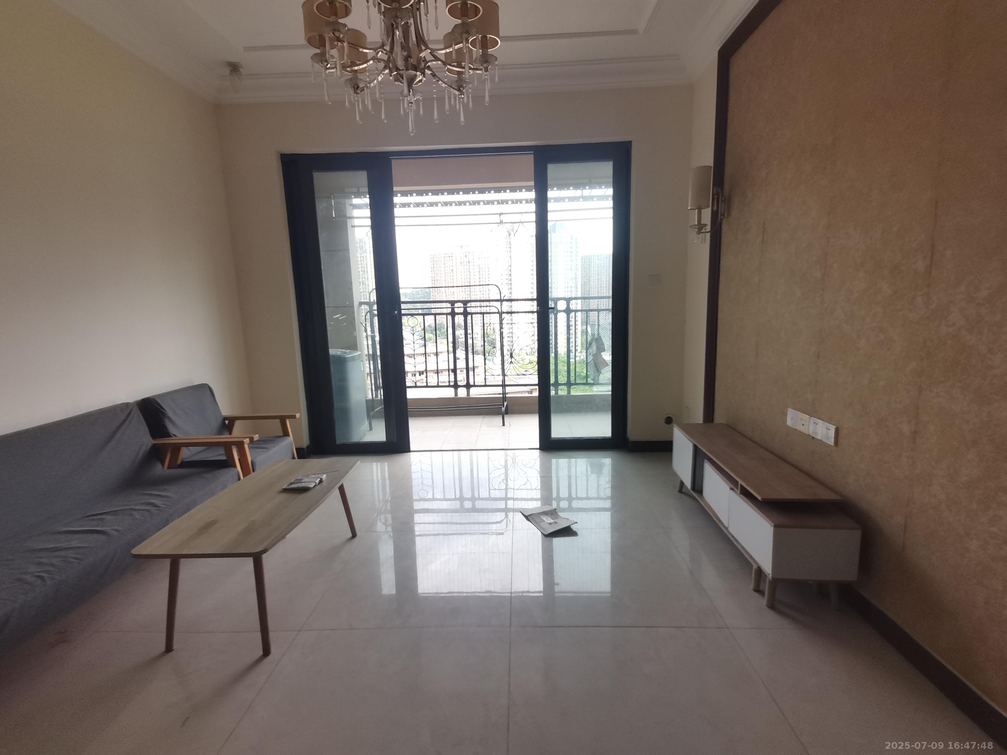 恒大御景天下城一期 3室2厅1卫 1900.0元/月 恒大御景天下城一期 3室2厅1卫 1900.0元/月室内图