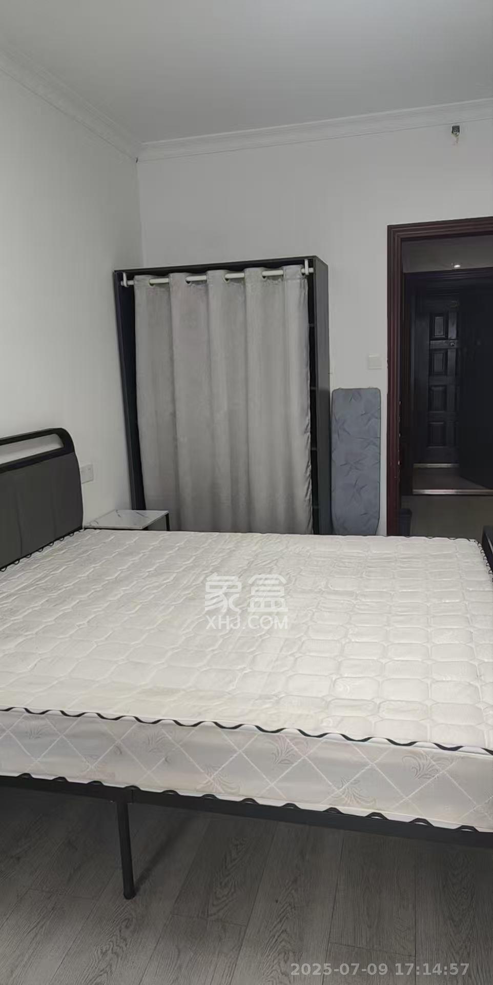 香樟兰亭（朗峰苑）  1室1厅1卫   1200.00元/月室内图