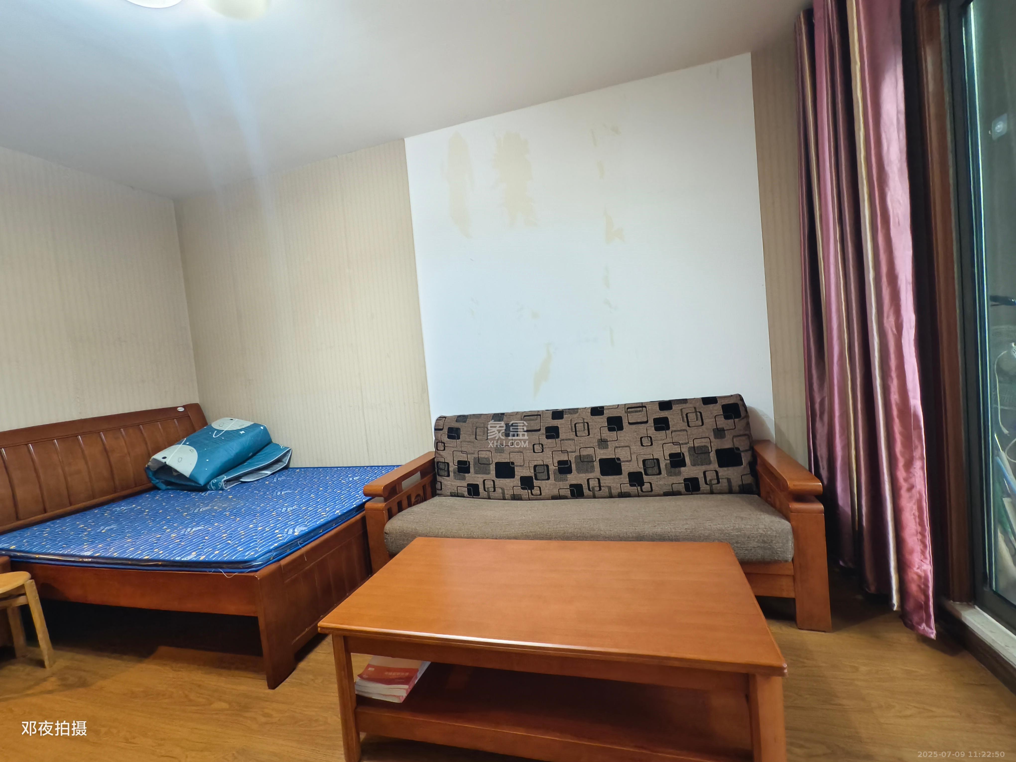 花漾年华(桂花园) 1室1厅1卫 1200.0元/月 花漾年华(桂花园) 1室1厅1卫 1200.0元/月室内图