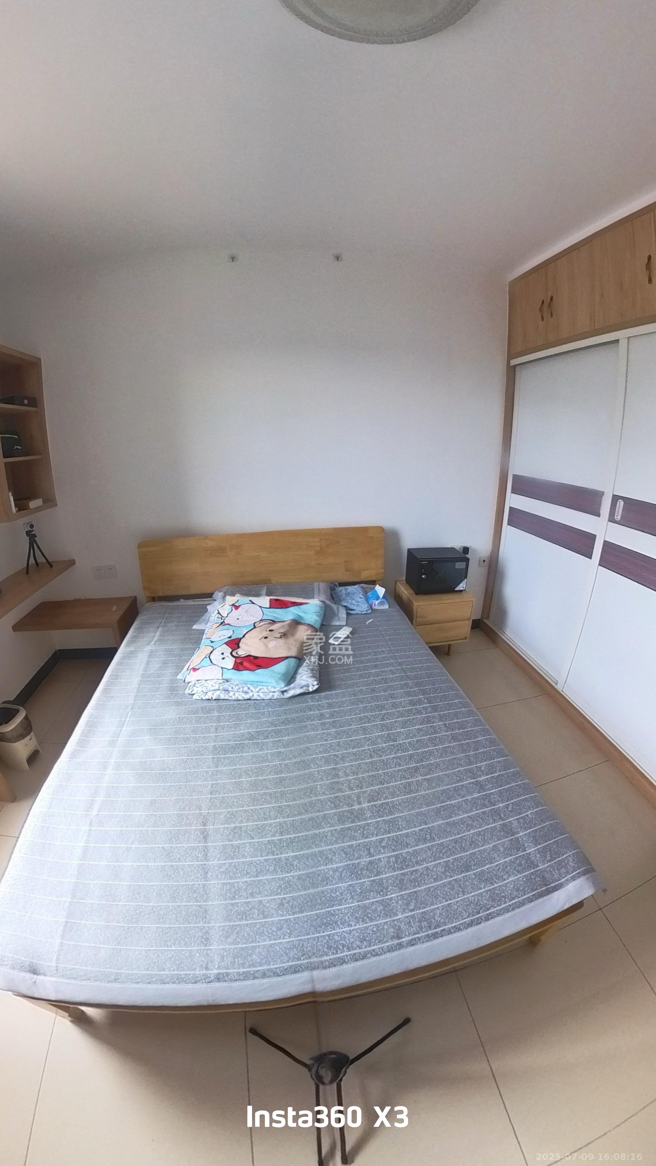 半山壹号  2室1厅1卫   2600.00元/月室内图
