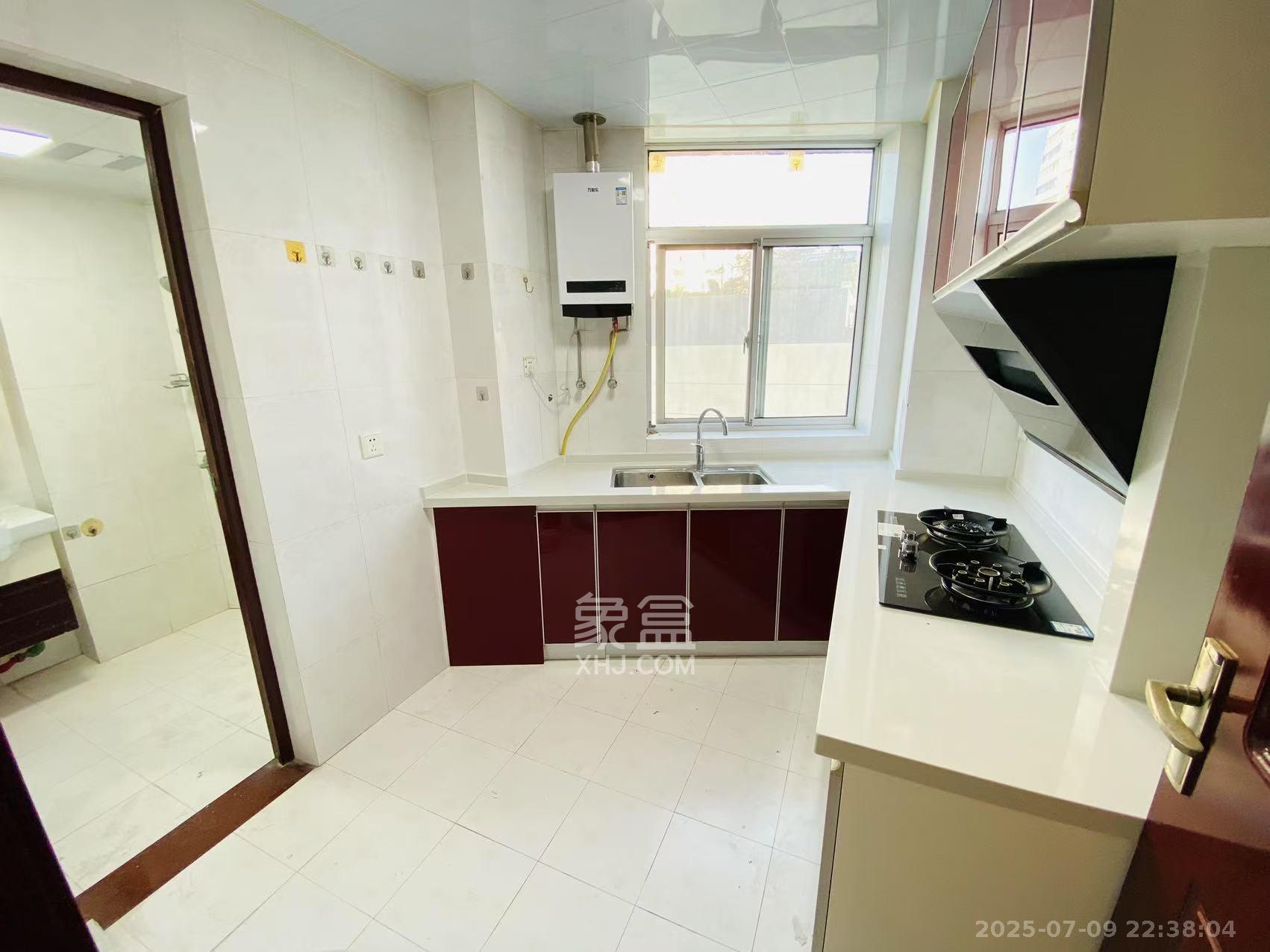 景泰雅苑(景江融城)  2室1厅1卫    2600.0元/月 景泰雅苑(景江融城)  2室1厅1卫    2600.0元/月室内图