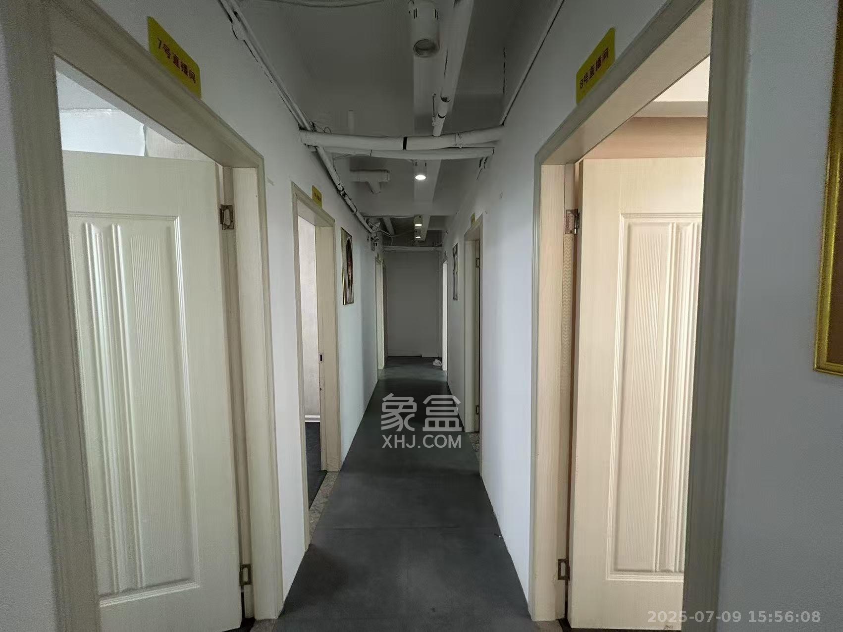 蓝湾国际广场  1室1厅1卫    3000.0元/月室内图