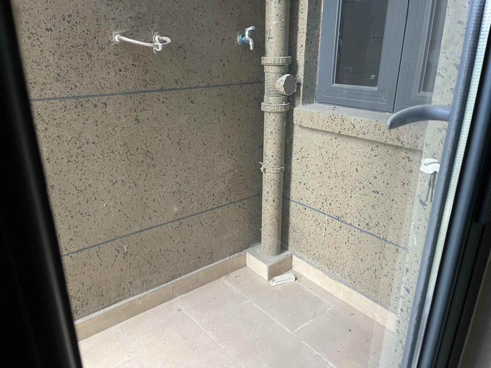 恒大名都  3室2厅2卫    1600.0元/月 恒大名都  3室2厅2卫    1600.0元/月室内图