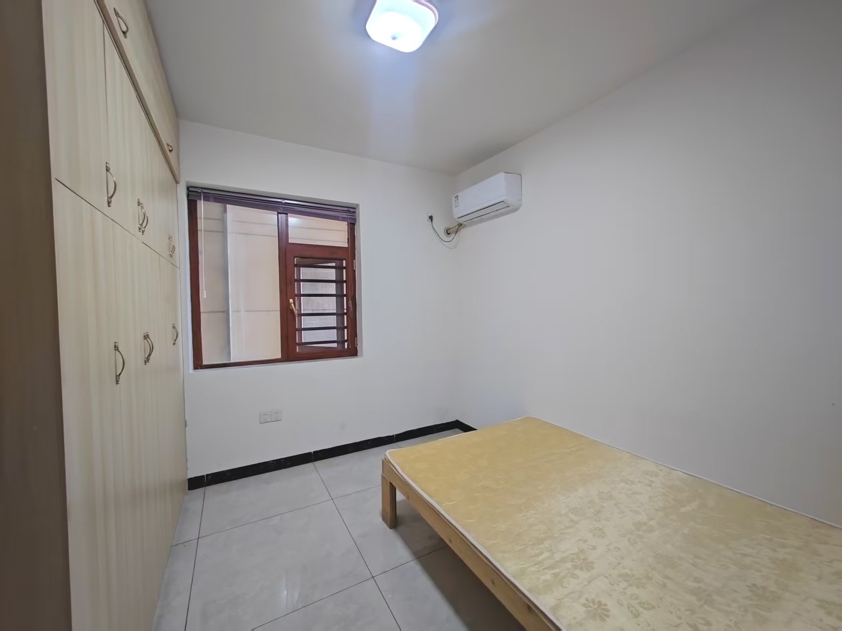 五江碧桂园城市广场  1室0厅0卫    2000.0元/月 五江碧桂园城市广场  1室0厅0卫    2000.0元/月室内图