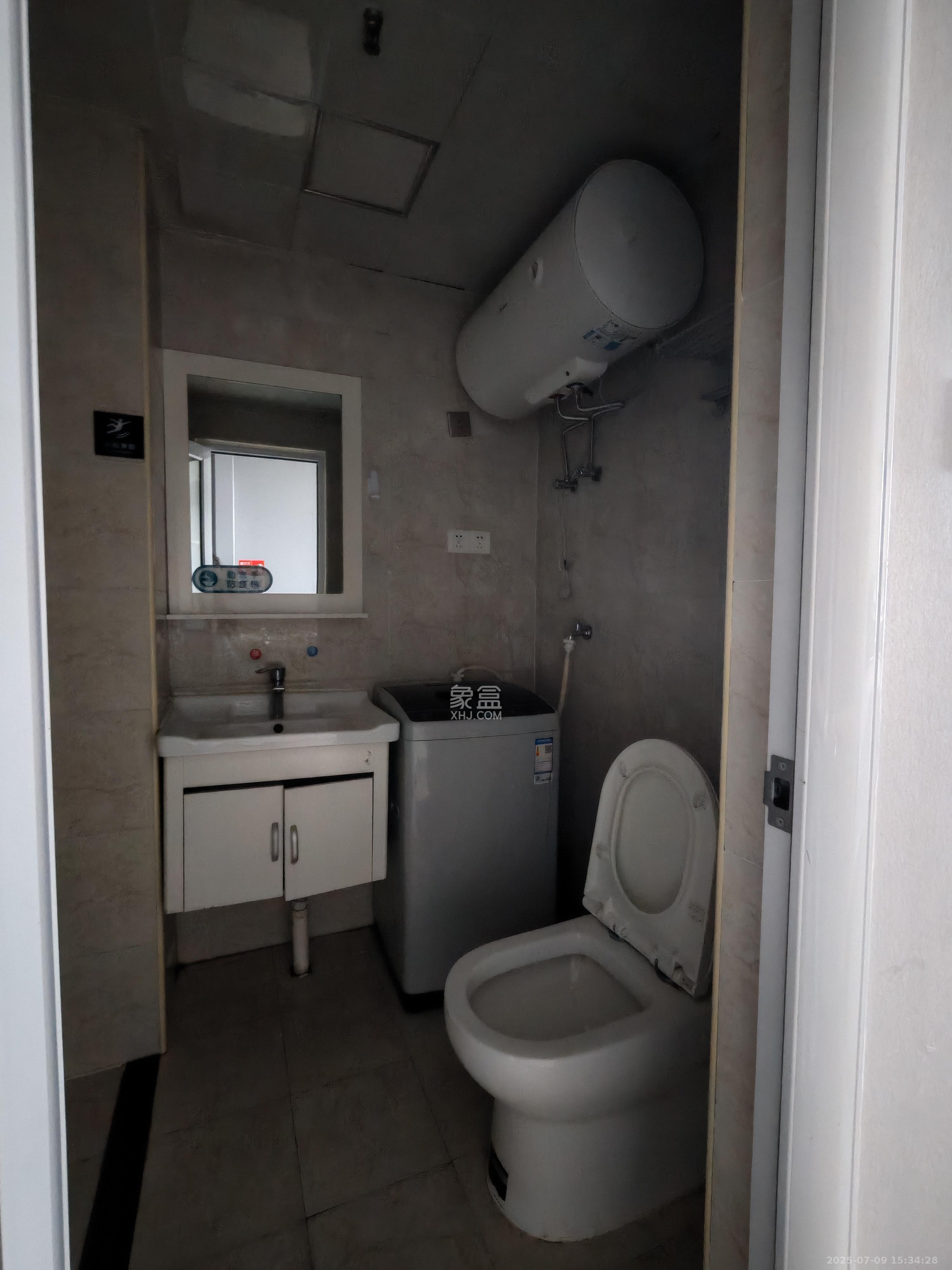 兆坤星悦荟  1室1厅1卫    1000.0元/月 兆坤星悦荟  1室1厅1卫    1000.0元/月室内图