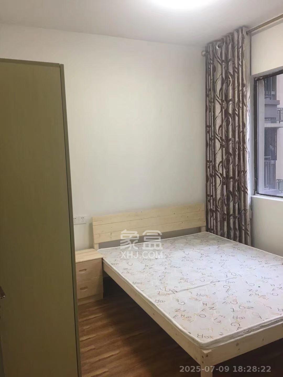 梅溪湖合能璞丽  3室2厅2卫   2400.00元/月室内图