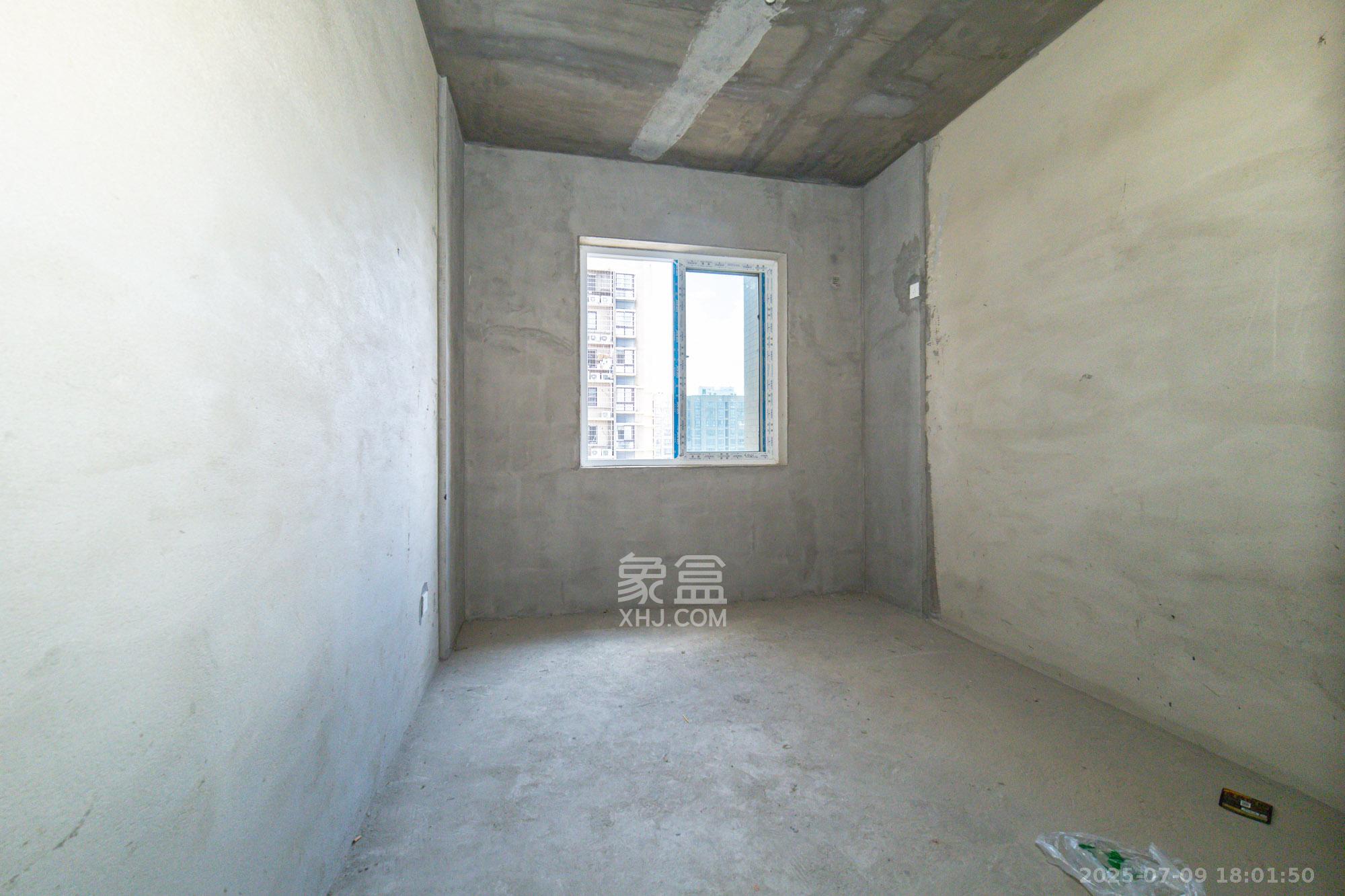 楚天世纪城西苑 3室2厅2卫 66.8万 楚天世纪城西苑 3室2厅2卫 66.8万卧室