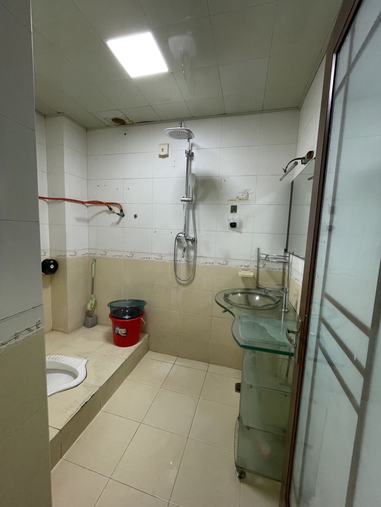 矿冶大厦 3室2厅2卫 2700.0元/月 矿冶大厦 3室2厅2卫 2700.0元/月室内图