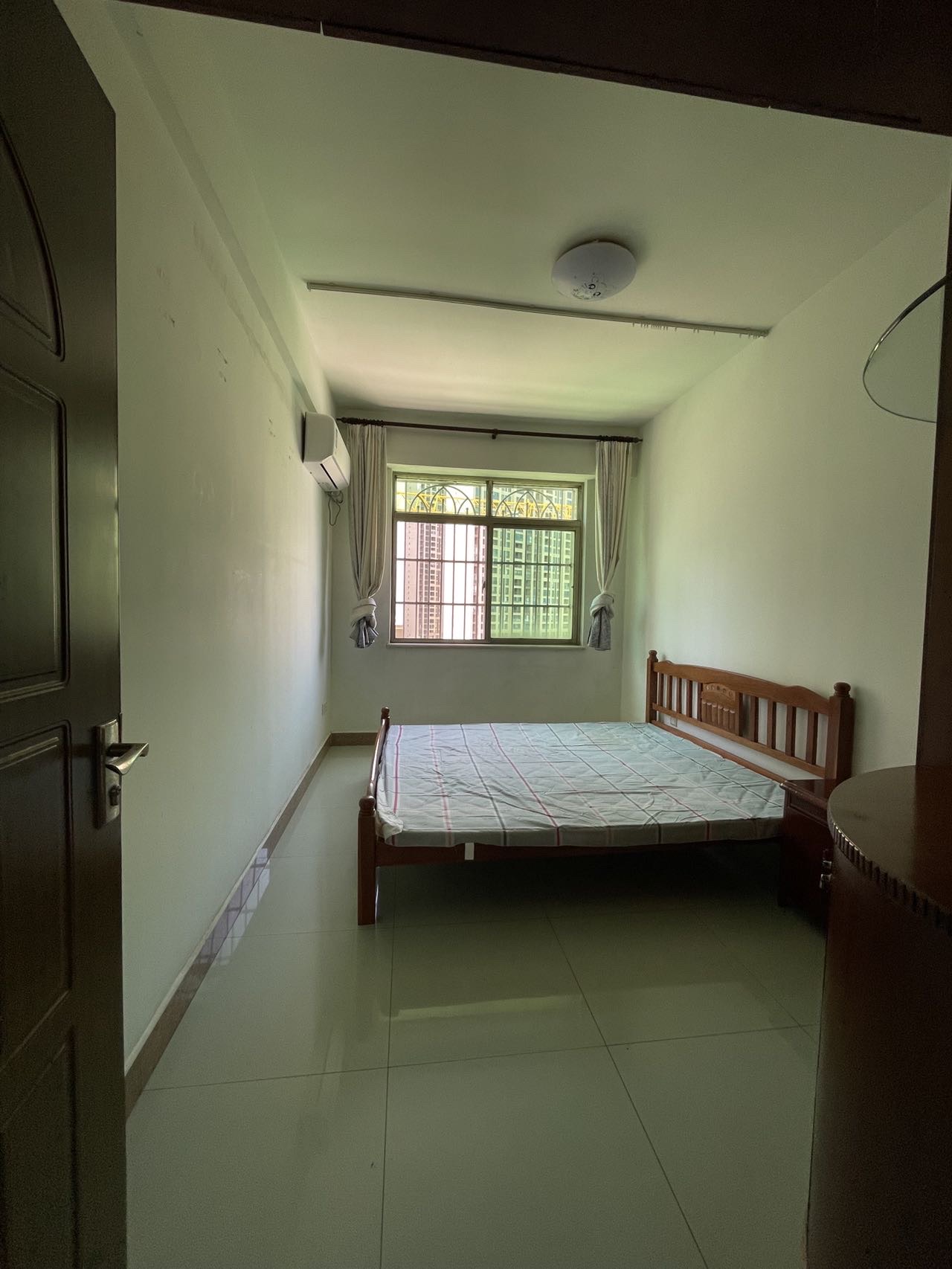 矿冶大厦 3室2厅2卫 2700.0元/月 矿冶大厦 3室2厅2卫 2700.0元/月室内图