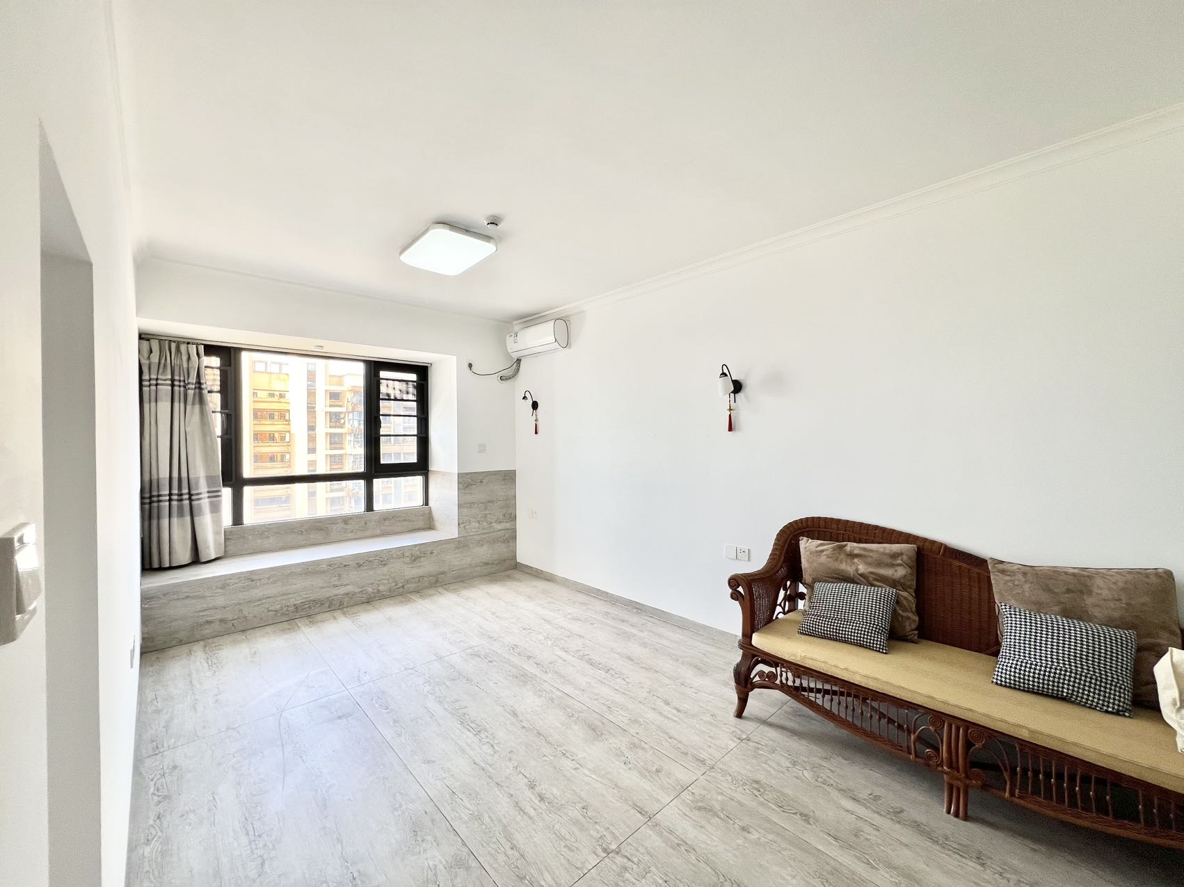 万达广场骏豪仕家(万达公馆) 3室2厅2卫 2600.0元/月 万达广场骏豪仕家(万达公馆) 3室2厅2卫 2600.0元/月室内图