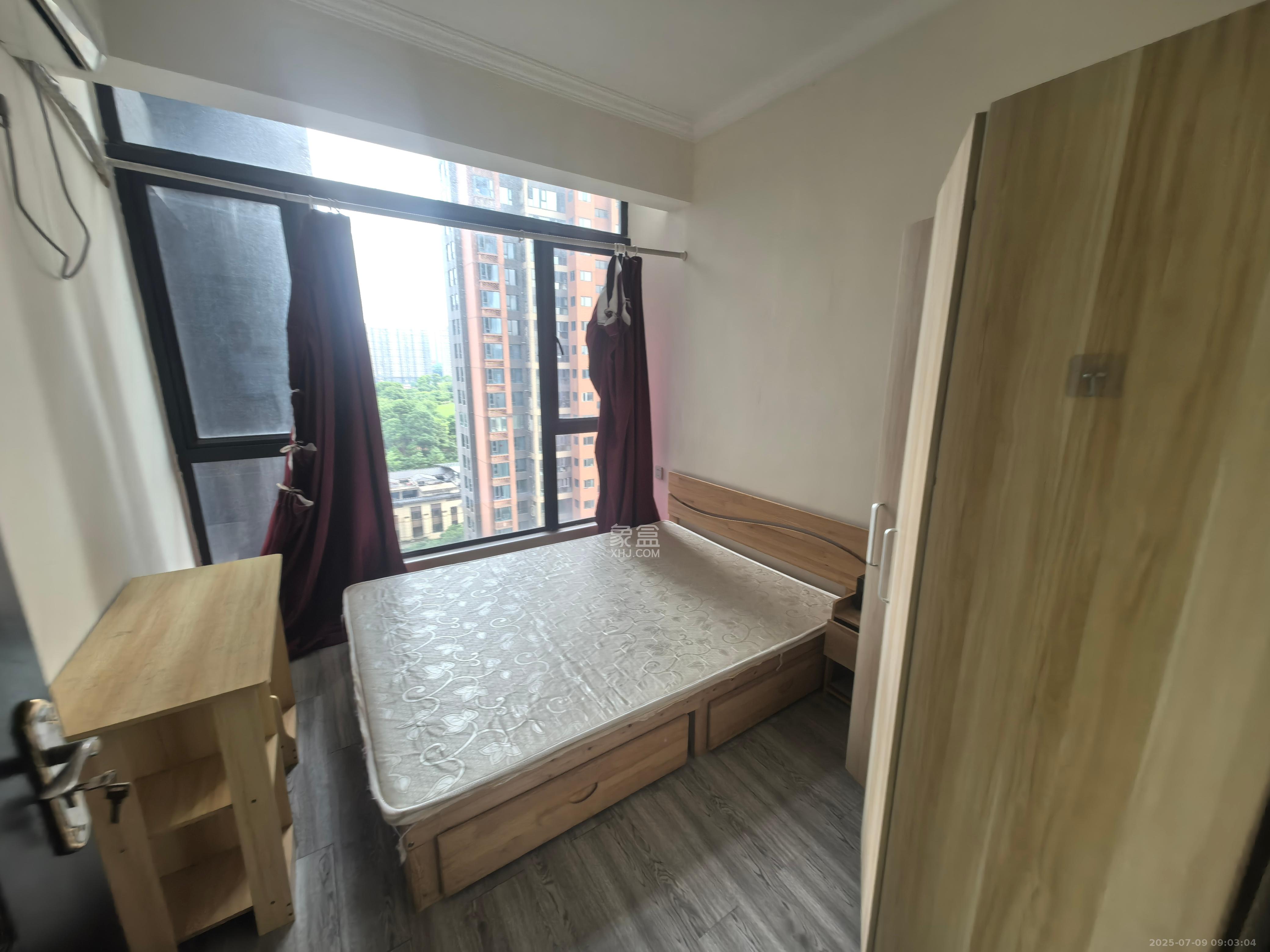 京武浪琴山一、二期 3室2厅1卫 3000.0元/月 京武浪琴山一、二期 3室2厅1卫 3000.0元/月室内图