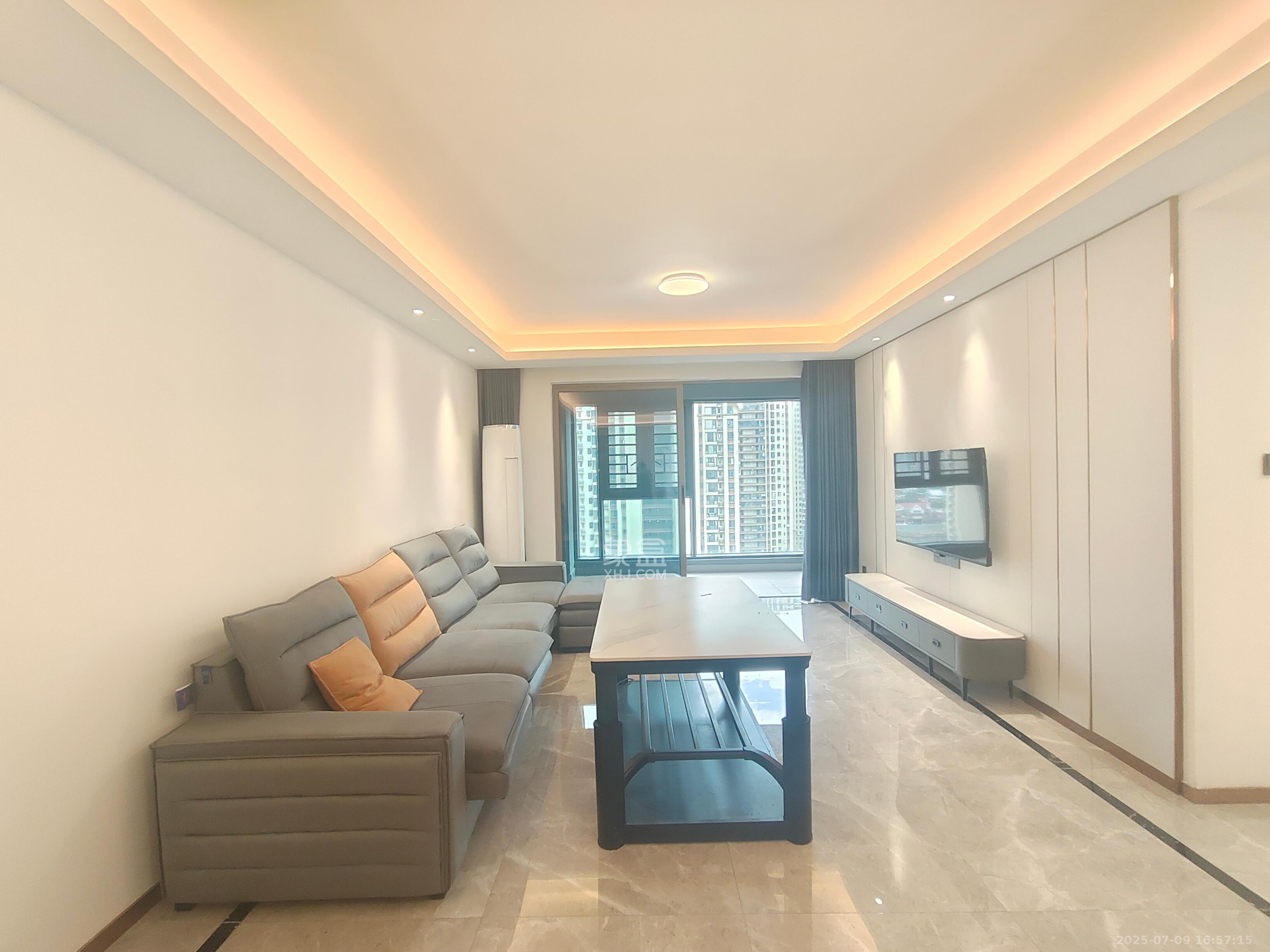 旭辉雨花郡 4室1厅2卫 4300.0元/月 旭辉雨花郡 4室1厅2卫 4300.0元/月室内图