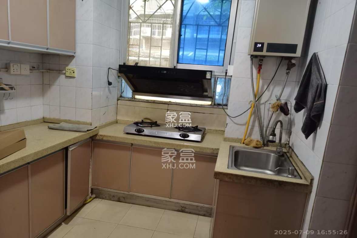 望月湖小区八片 2室2厅1卫 2200.00元/月 望月湖小区八片 2室2厅1卫 2200.00元/月室内图