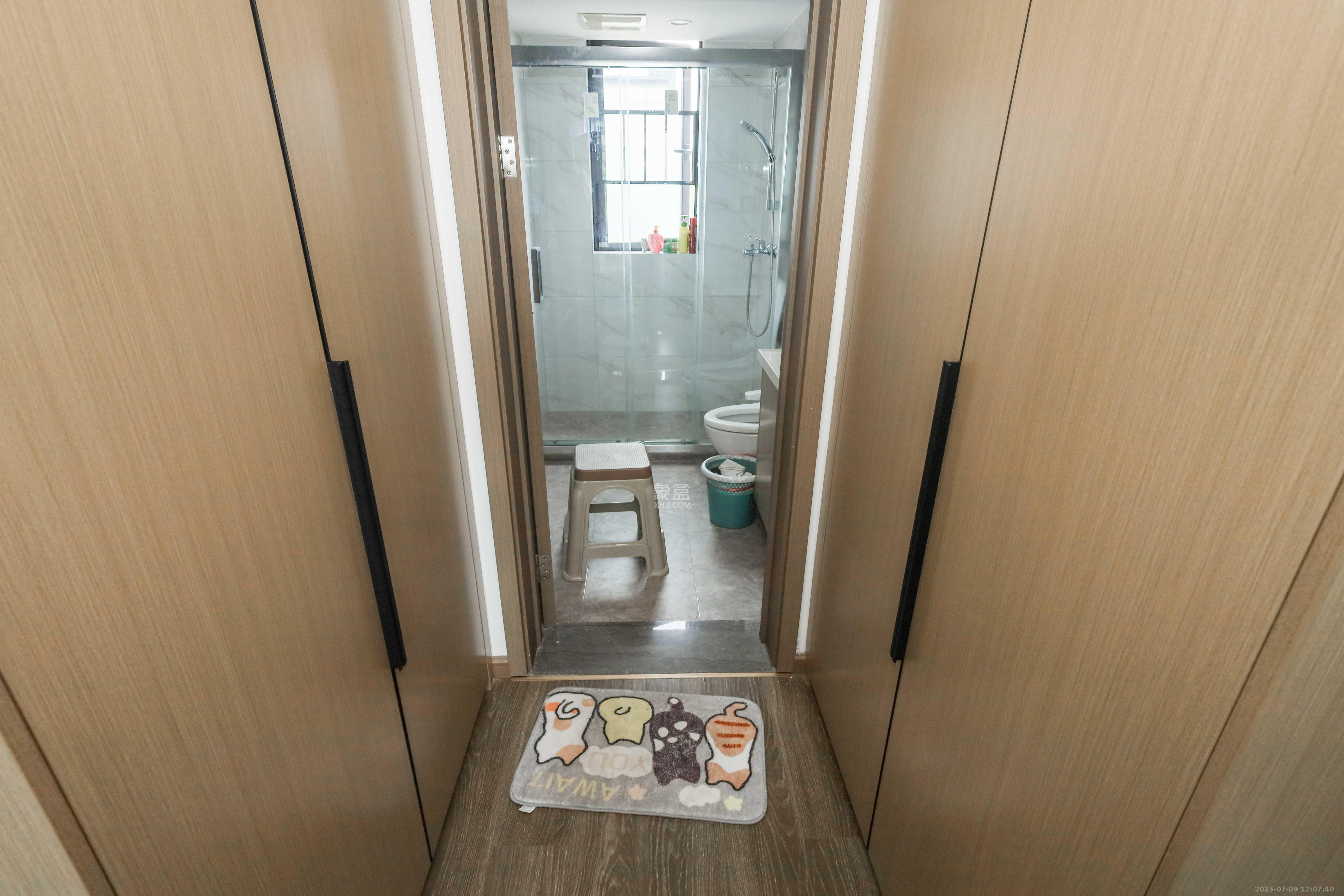 招商华发依云曦城  4室2厅2卫   150.00万卫生间