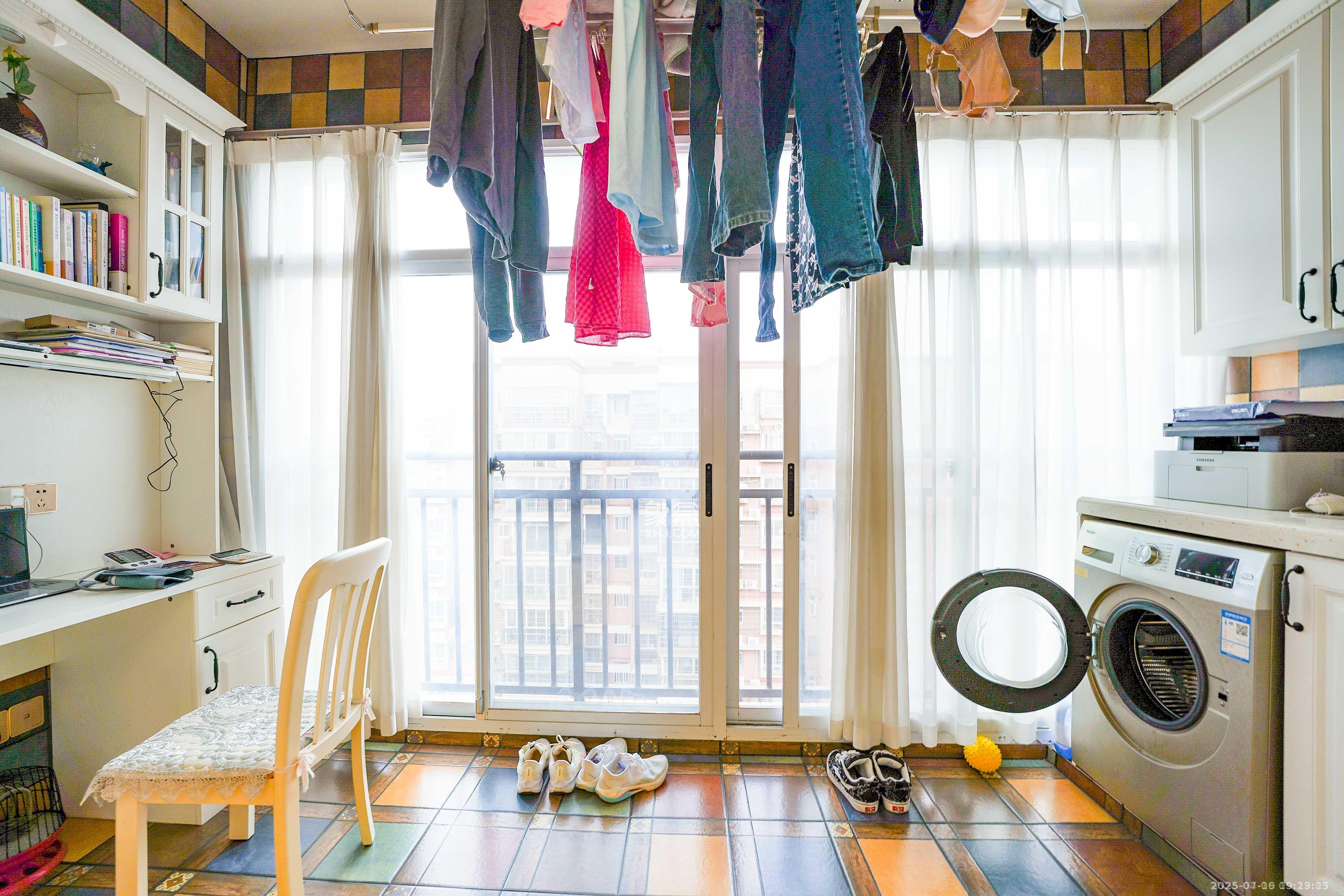 凯富漫城  3室2厅1卫    1400.0元/月 凯富漫城  3室2厅1卫    1400.0元/月室内图