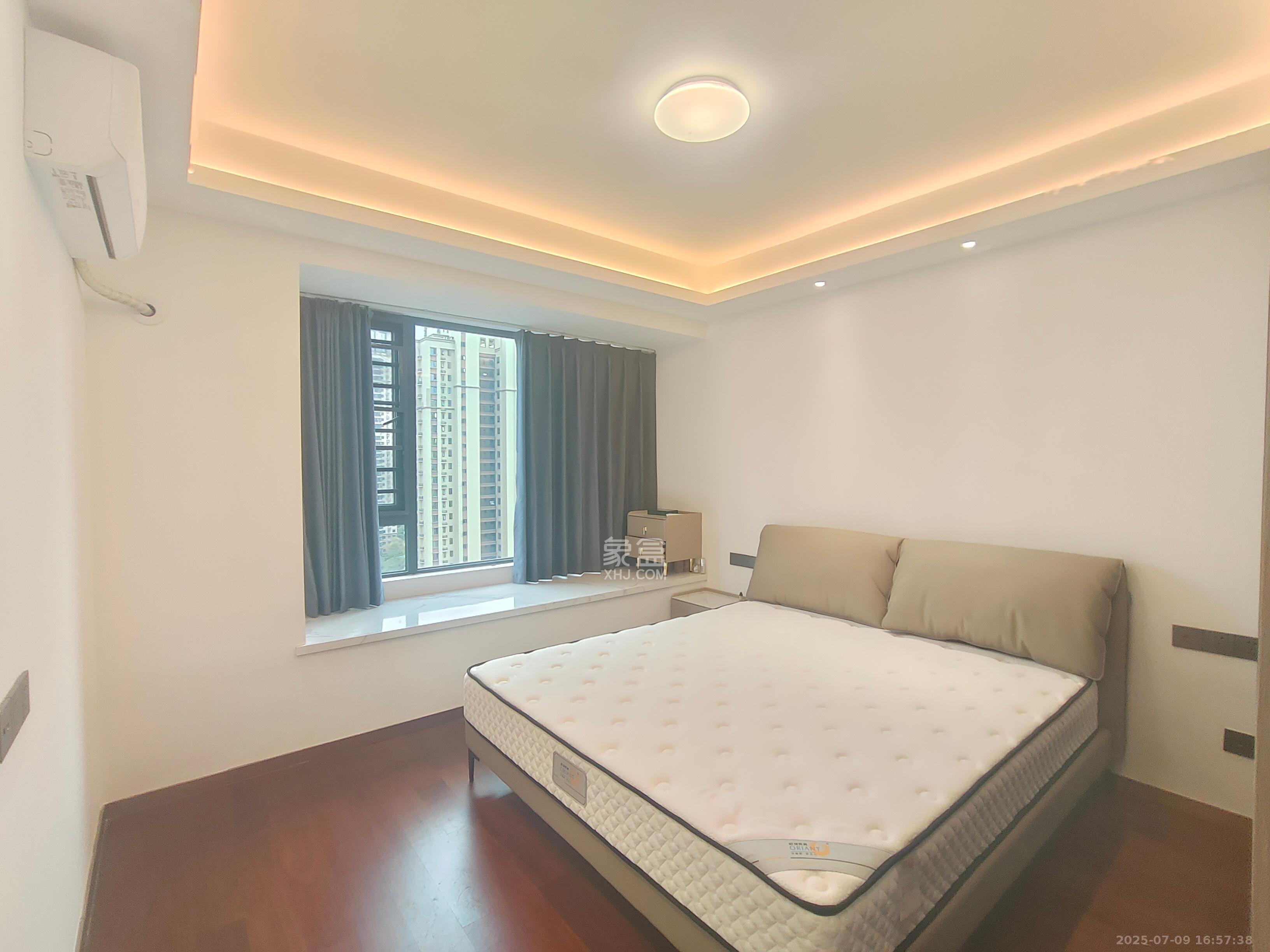 旭辉雨花郡 4室1厅2卫 4300.0元/月 旭辉雨花郡 4室1厅2卫 4300.0元/月室内图