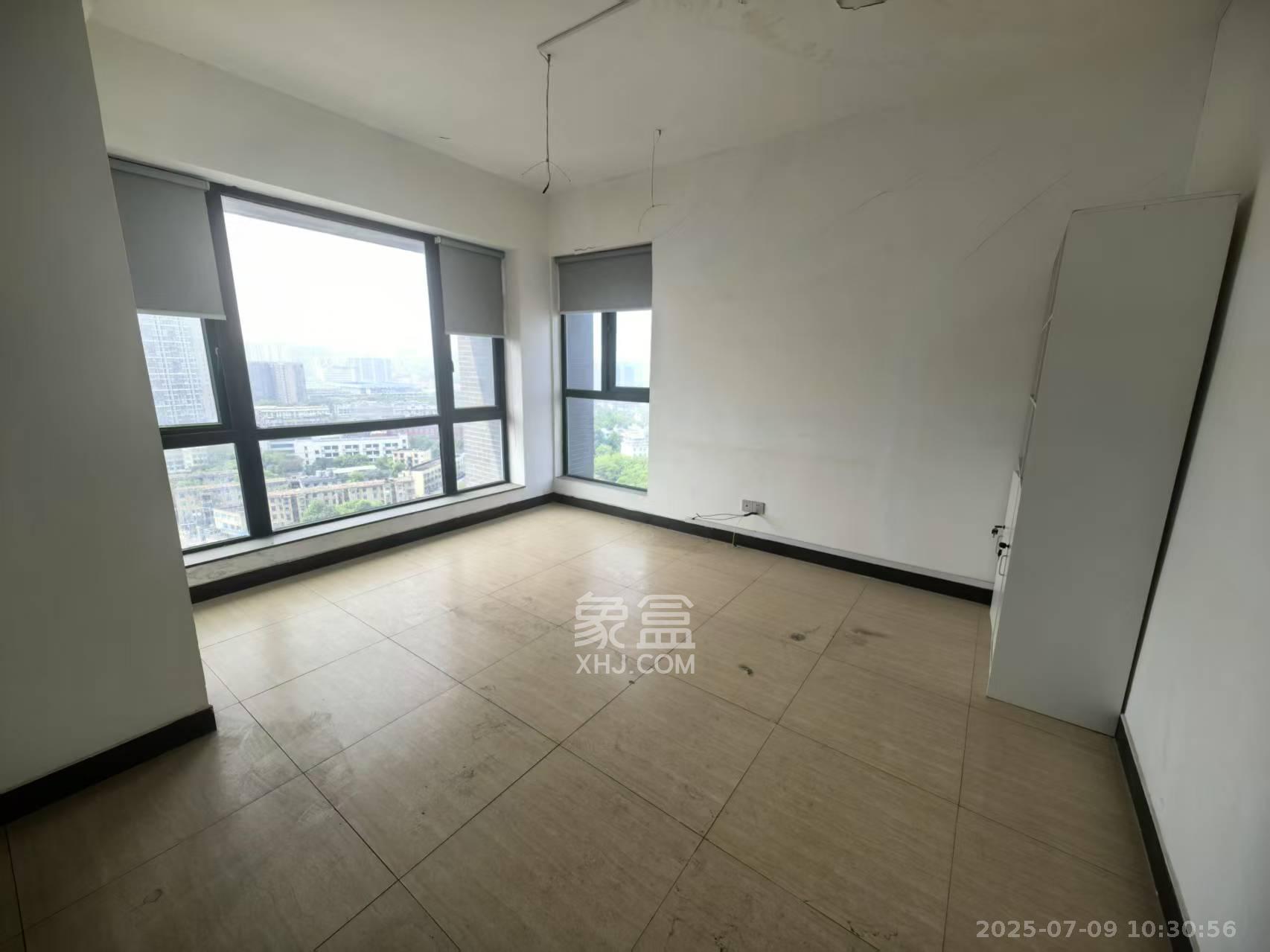 华翼府   540.0㎡      10000.0元/月室内图