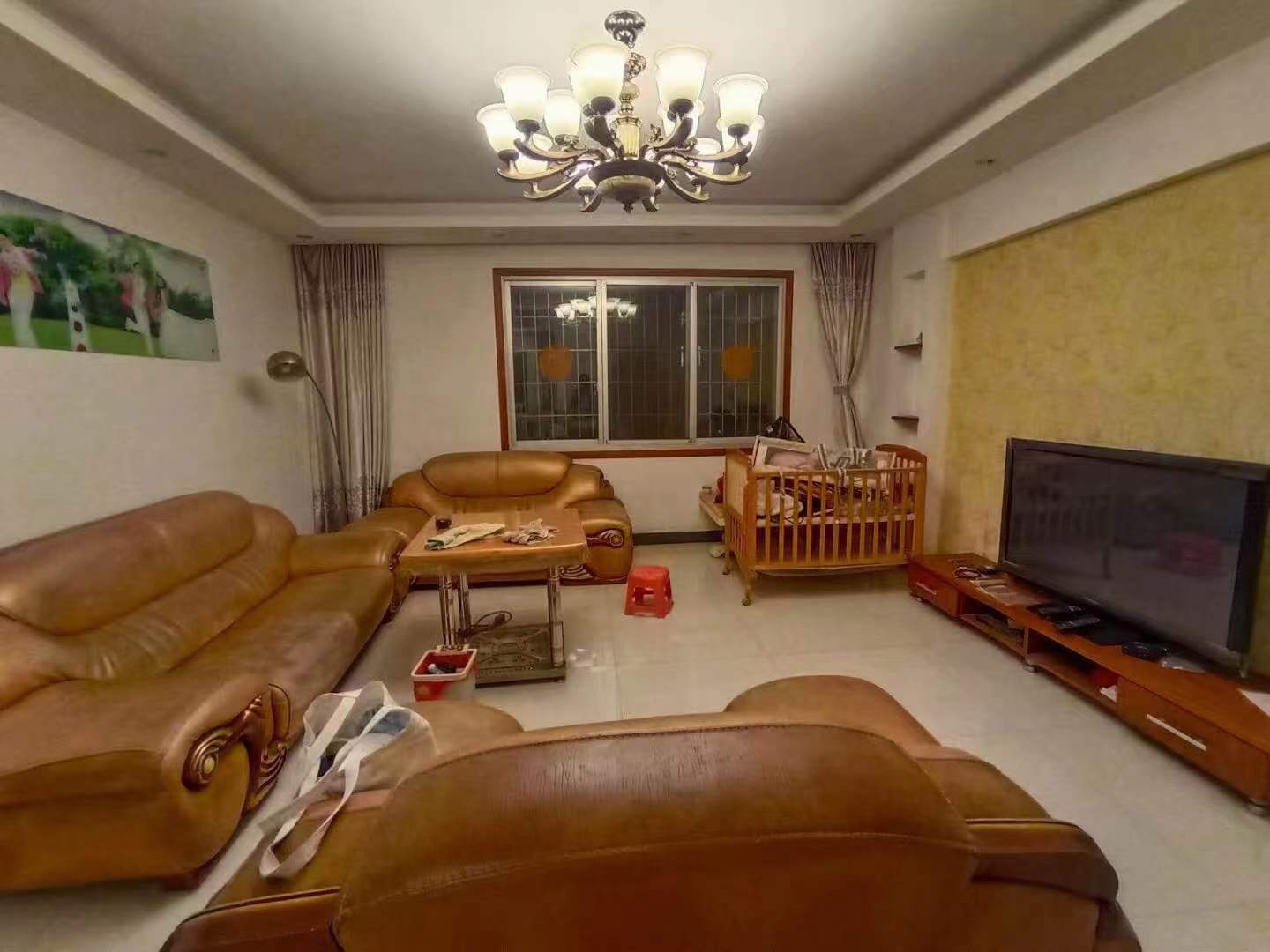 湘中北苑  4室2厅2卫    1500.0元/月 湘中北苑  4室2厅2卫    1500.0元/月室内图