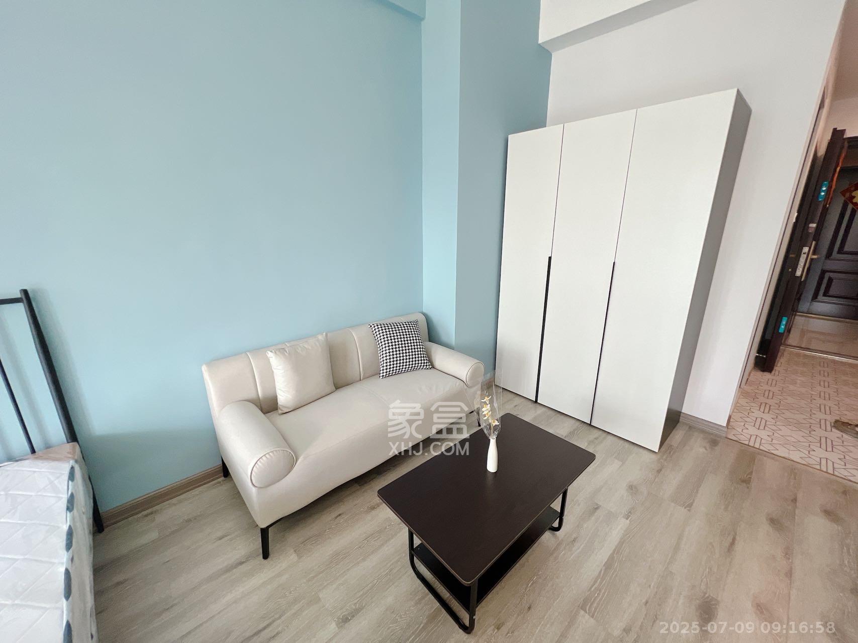 润和国际广场 1室1厅1卫 1800.0元/月 润和国际广场 1室1厅1卫 1800.0元/月室内图