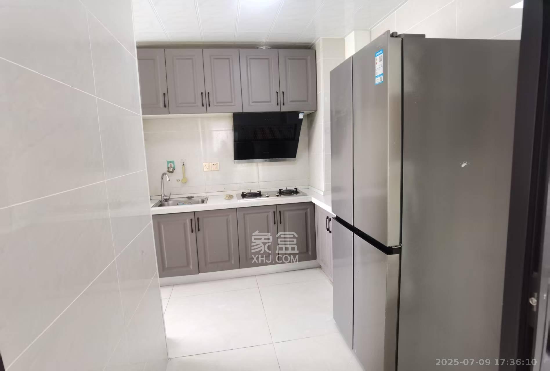 乾源国际  3室2厅2卫    2000.0元/月 乾源国际  3室2厅2卫    2000.0元/月室内图