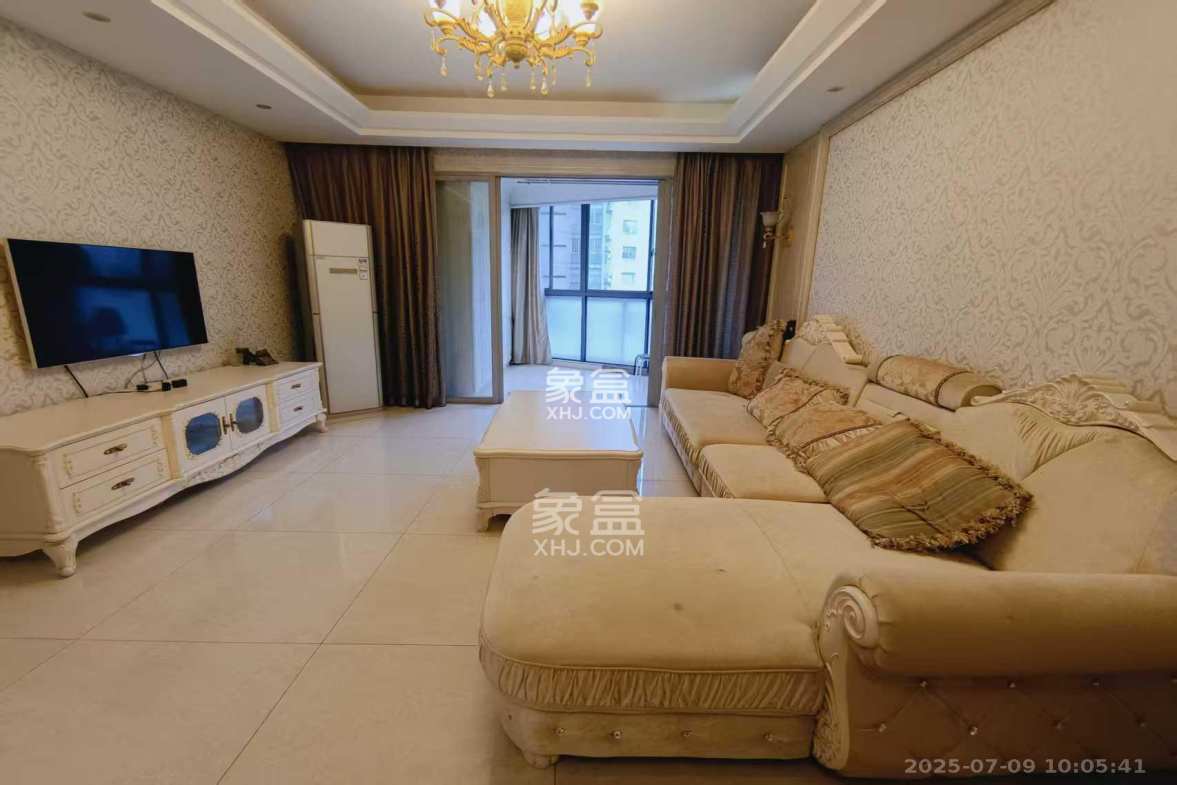 阳光100二期  4室2厅2卫    3800.0元/月 阳光100二期  4室2厅2卫    3800.0元/月室内图