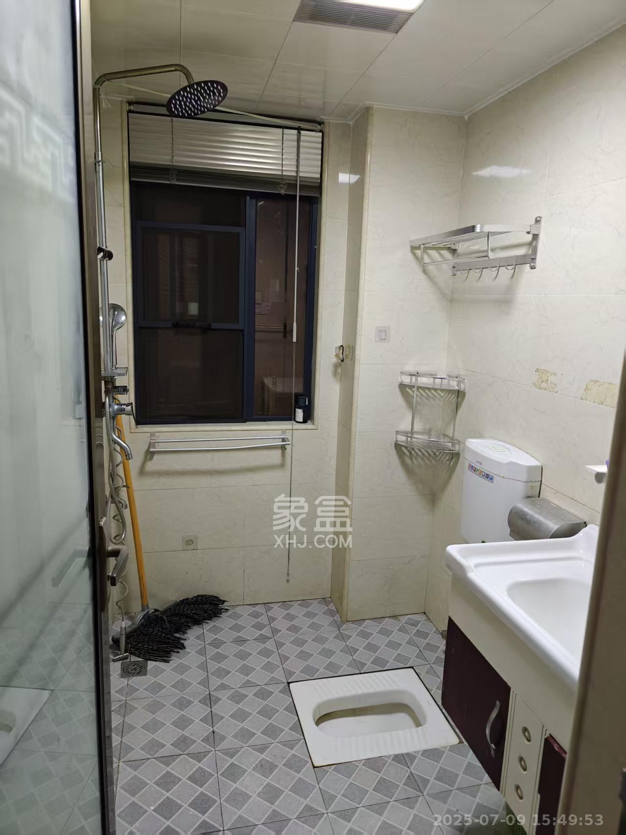 天悦和苑一期  2室2厅1卫   1500.00元/月室内图