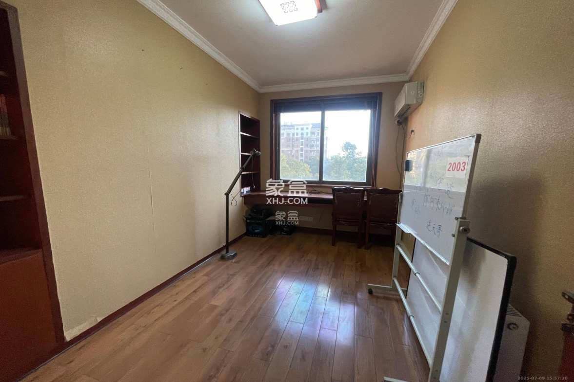 上海城小区  4室2厅2卫    3000.0元/月 上海城小区  4室2厅2卫    3000.0元/月室内图