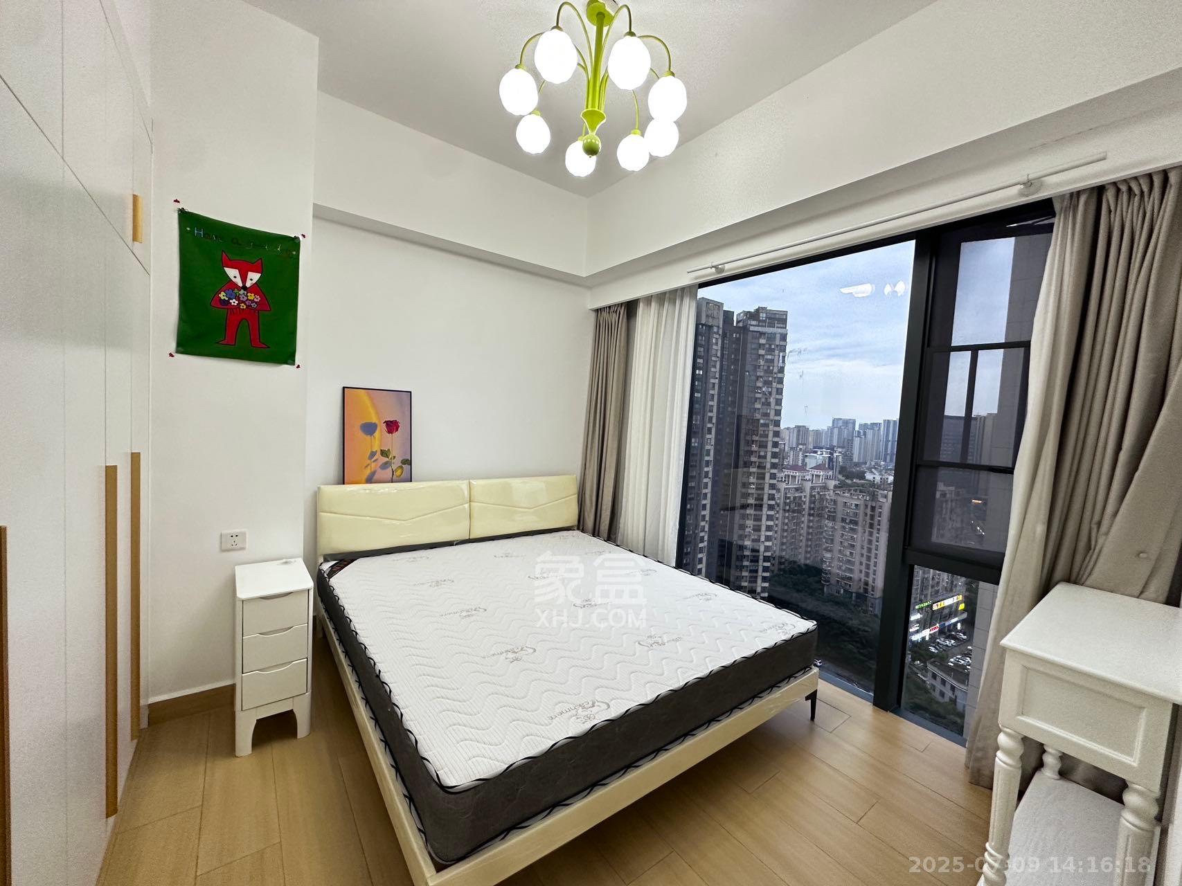 万润时光里  2室1厅1卫   3200.00元/月室内图